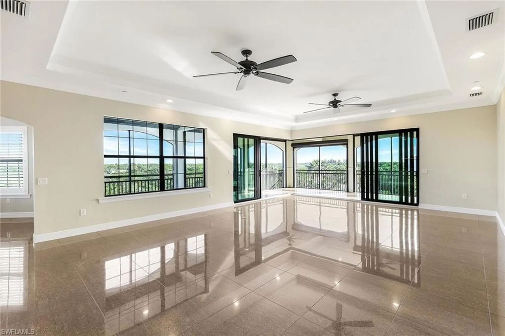 Property Slideshow image 6 of 49 | 4780 via del corso ln 402, Bonita Springs, FL, 34134