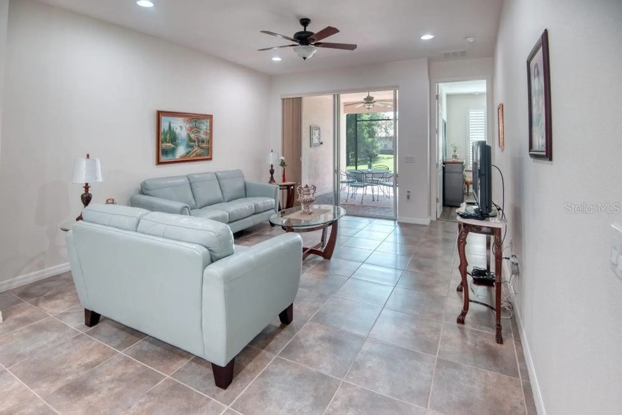 Property Slideshow image 9 of 43 | 3432 fallbrook dr, Poinciana, FL, 34759