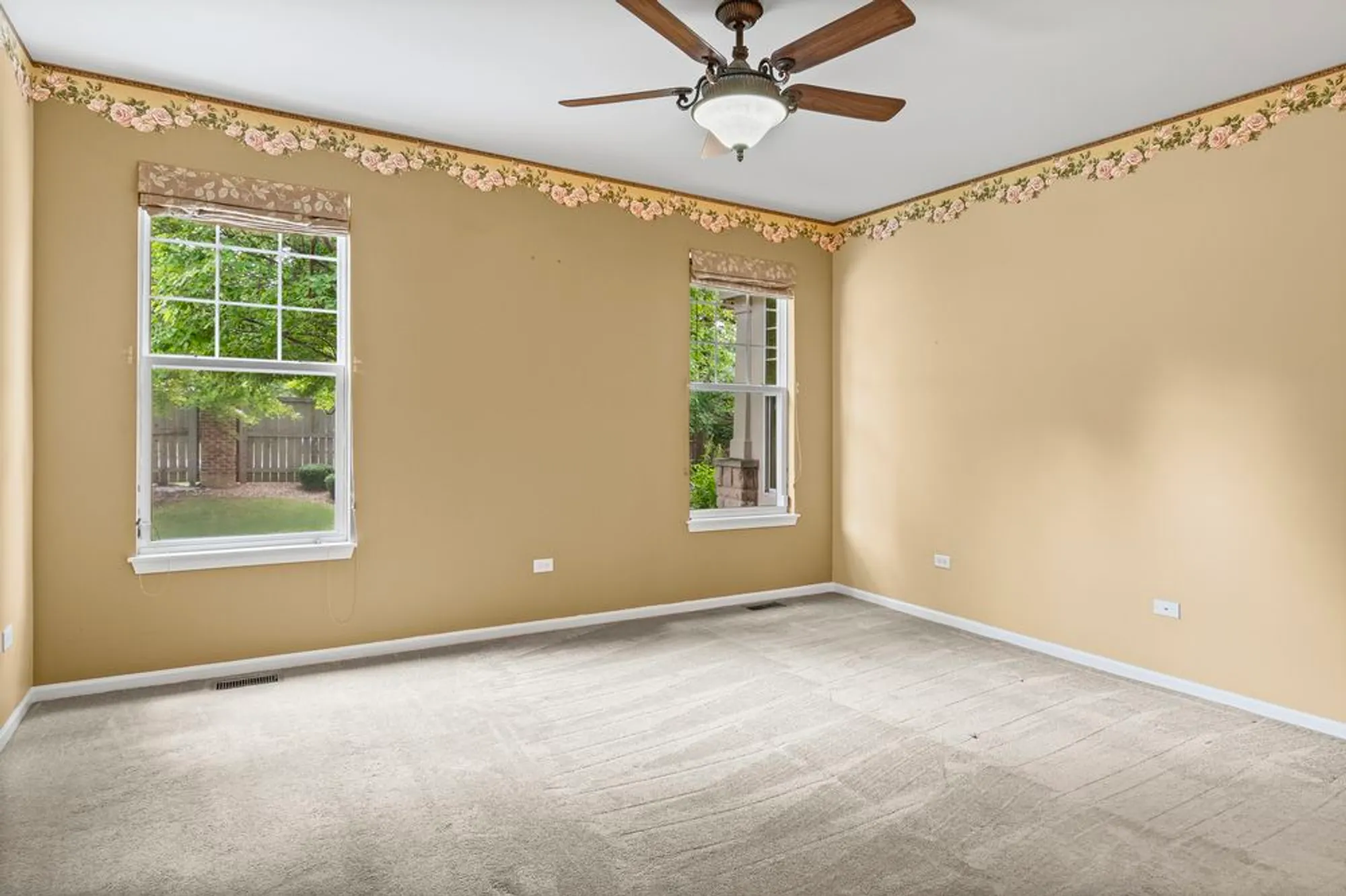 Property Slideshow image 12 of 44 | 2905 normandy cir, Naperville, IL, 60564