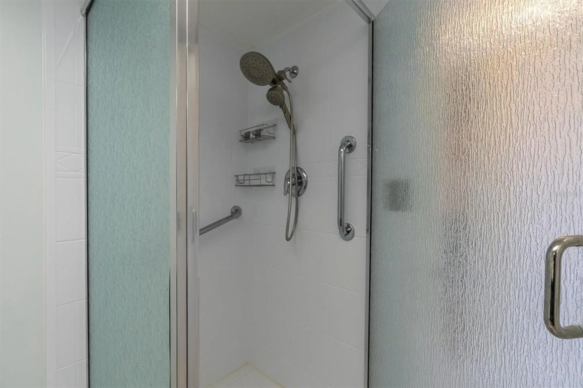 Property Slideshow image 24 of 45 | 19029 us highway 19 n apt 9-404, Clearwater, FL, 33764