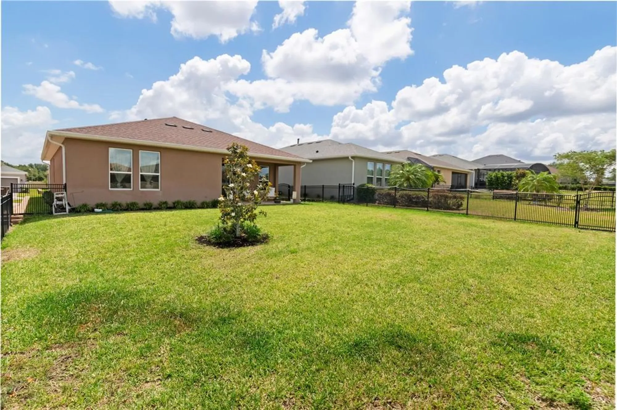 Property Slideshow image 36 of 61 | 125 silver maple rd, Groveland, FL, 34736