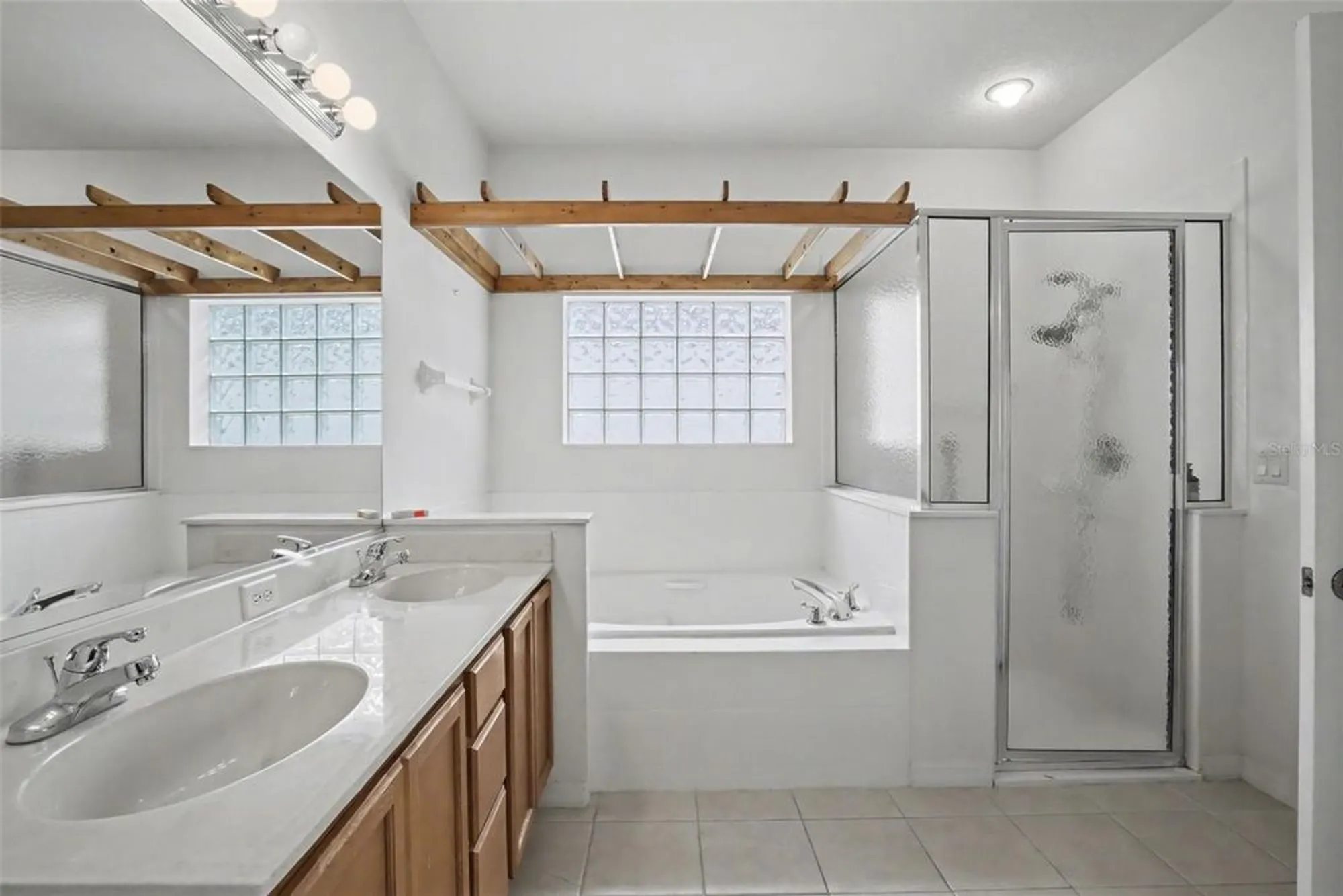 Property Slideshow image 18 of 29 | 25245 quail croft pl, Leesburg, FL, 34748