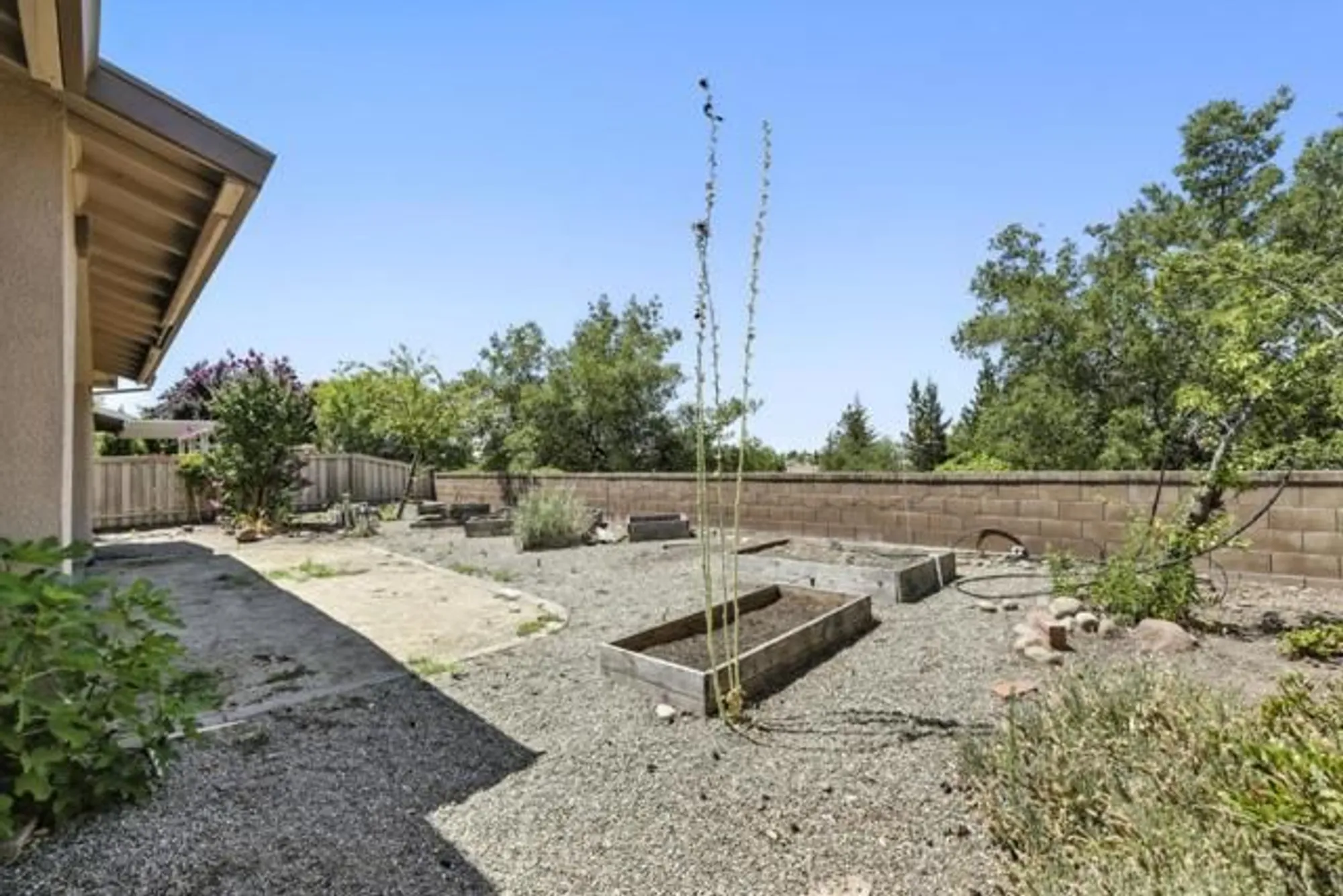 Property Slideshow image 42 of 46 | 1826 grand pheasant ln, Lincoln, CA, 95648