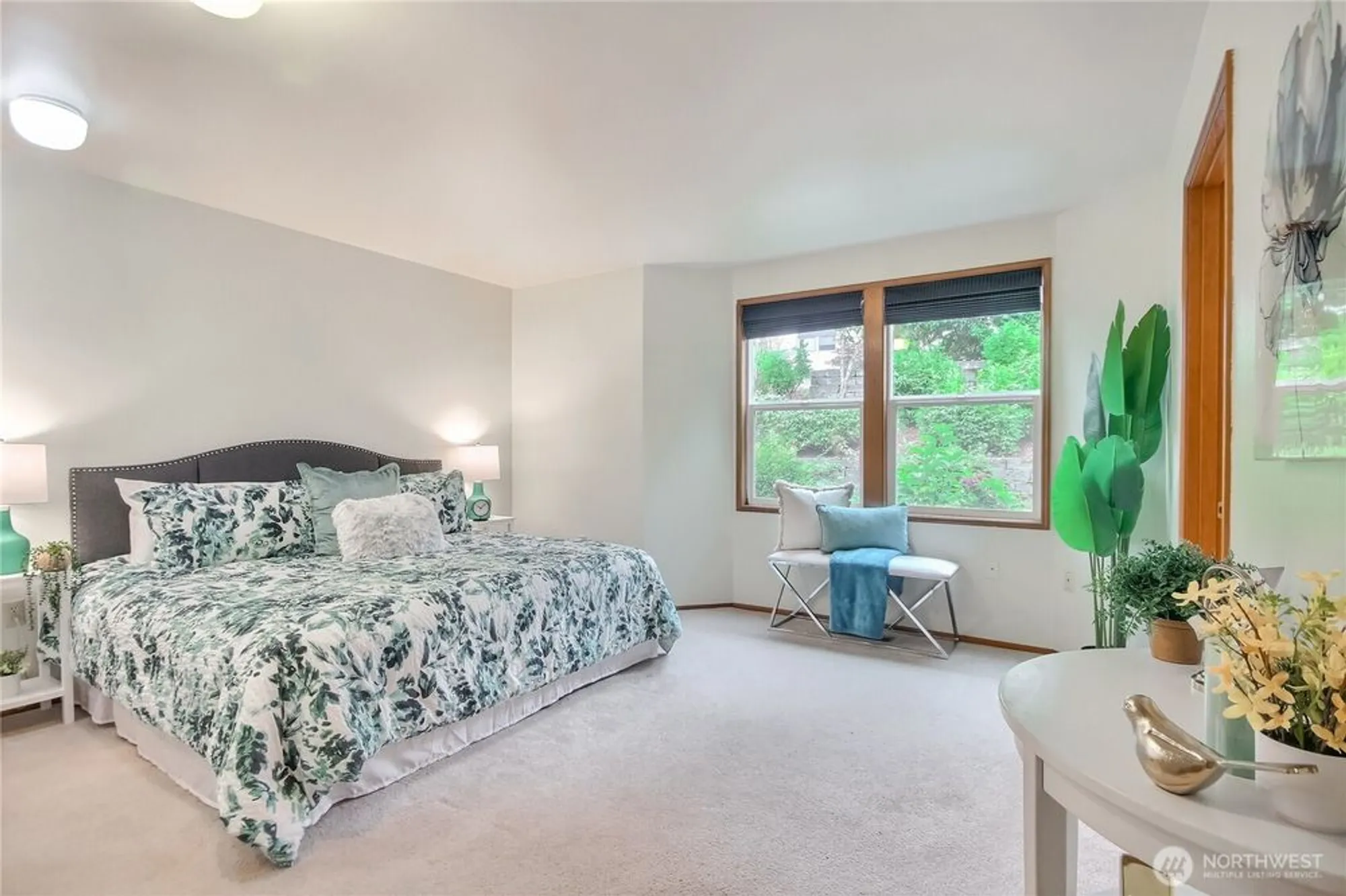 Property Slideshow image 16 of 40 | 4106 221st pl se # 1072, Issaquah, WA, 98029