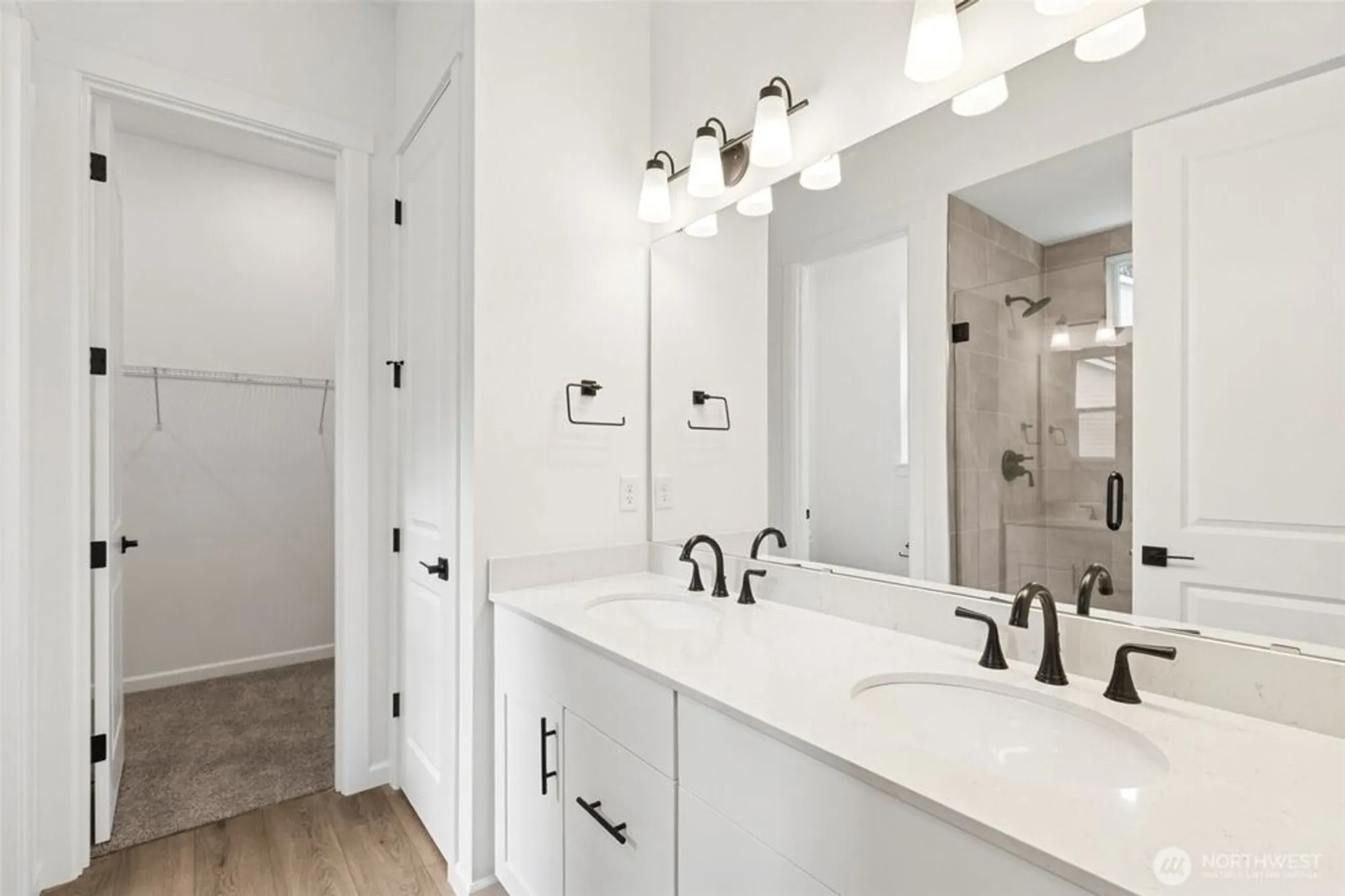 Property Slideshow image 9 of 14 | 71 mccartney peak # 72, Port Ludlow, WA, 98365