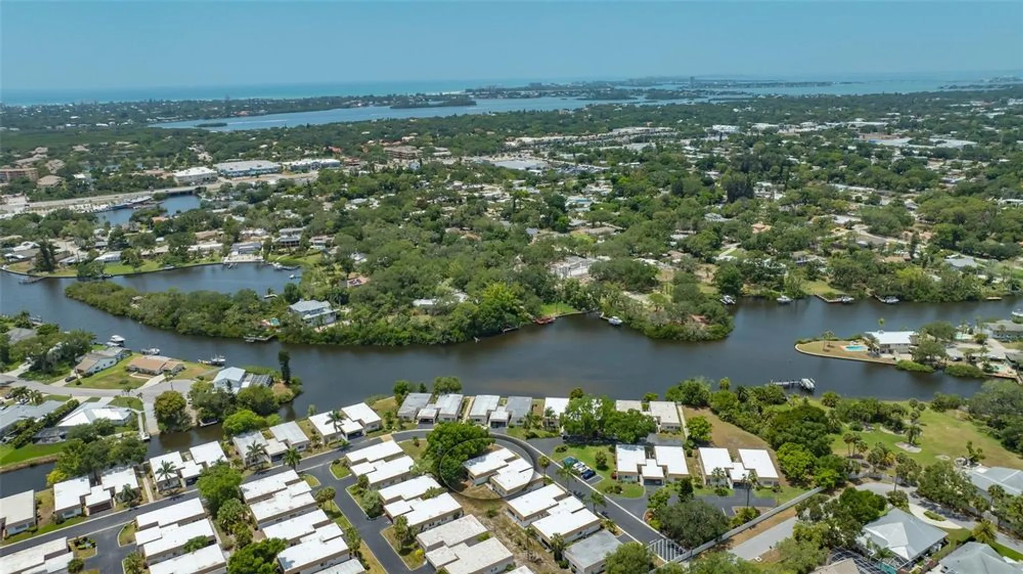 Property Slideshow image 58 of 86 | 2016 riverbluff pkwy v328, Sarasota, FL, 34231