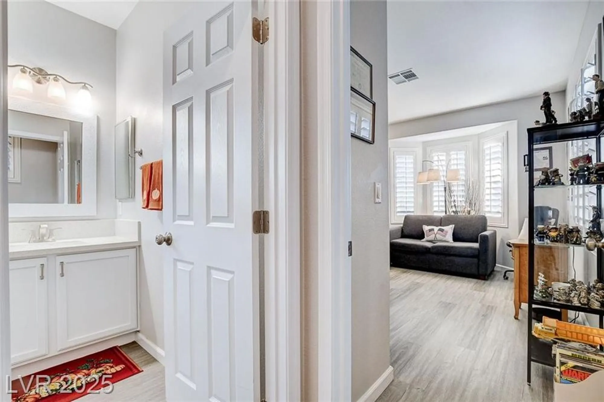 Property Slideshow image 25 of 54 | 10228 riva de destino ave, Las Vegas, NV, 89135