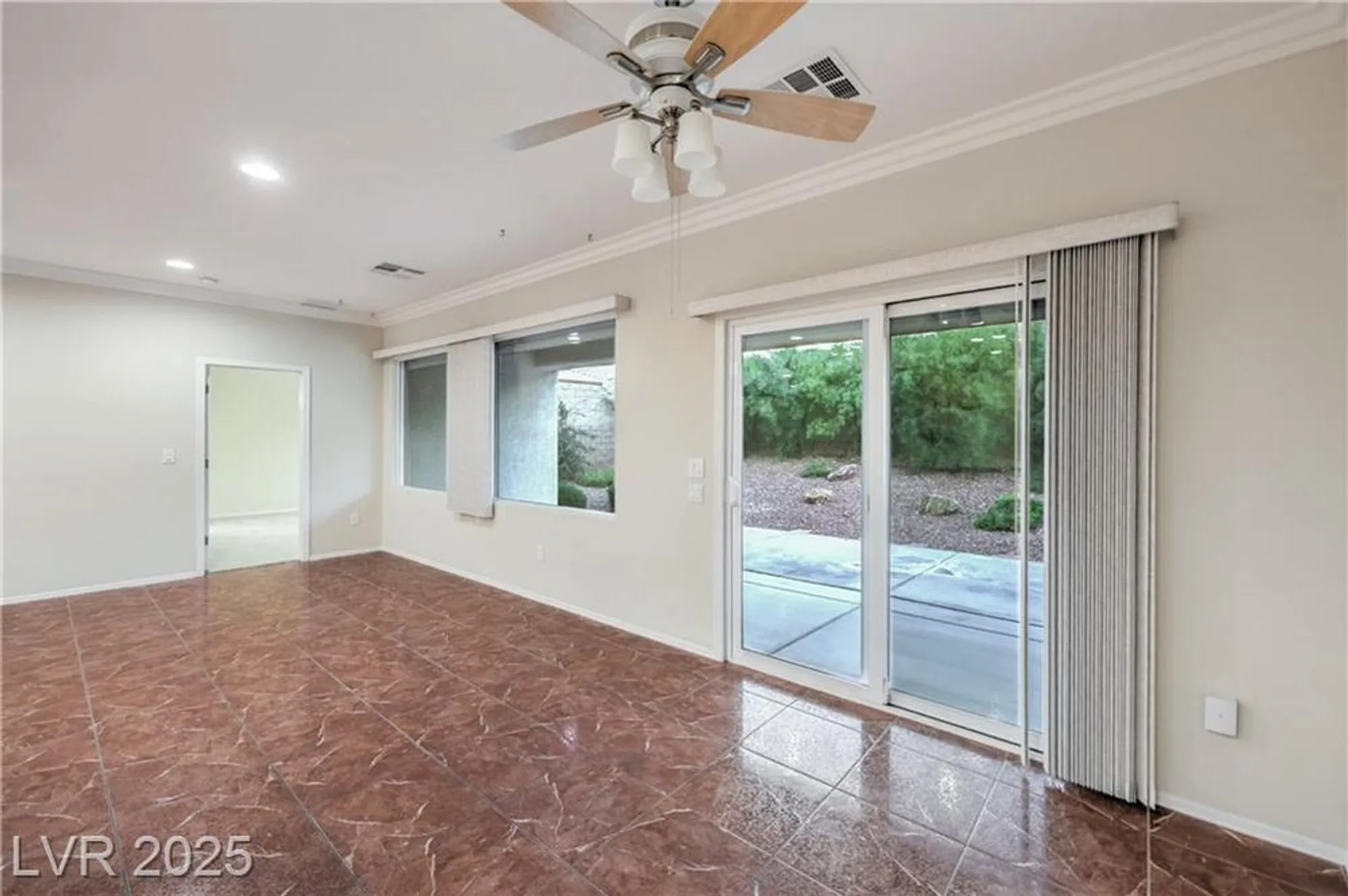 Property Slideshow image 9 of 52 | 2519 ashen light dr, Henderson, NV, 89044