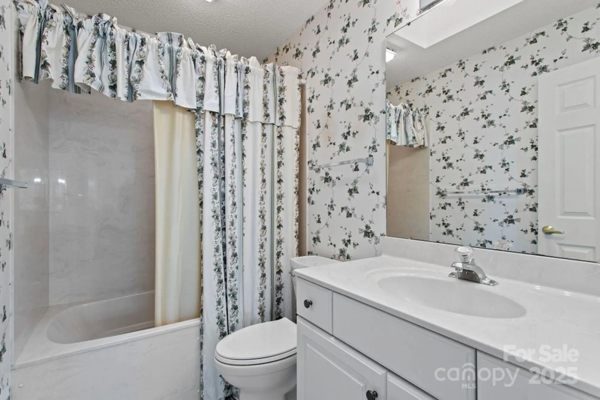 Property Slideshow image 15 of 42 | 514 cobblestone ln 45, Flat Rock, NC, 28731