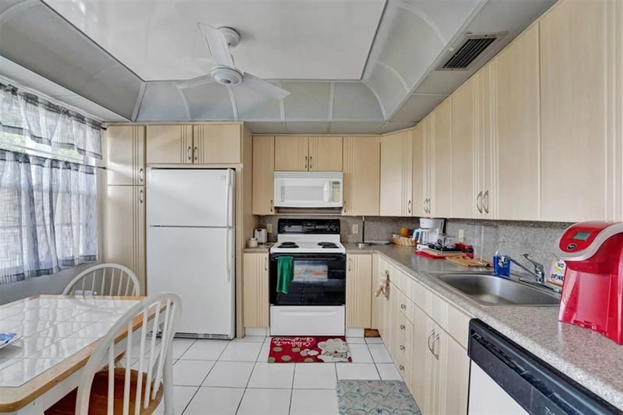 Property Slideshow image 6 of 48 | 2505 antigua ter l3, Coconut Creek, FL, 33066