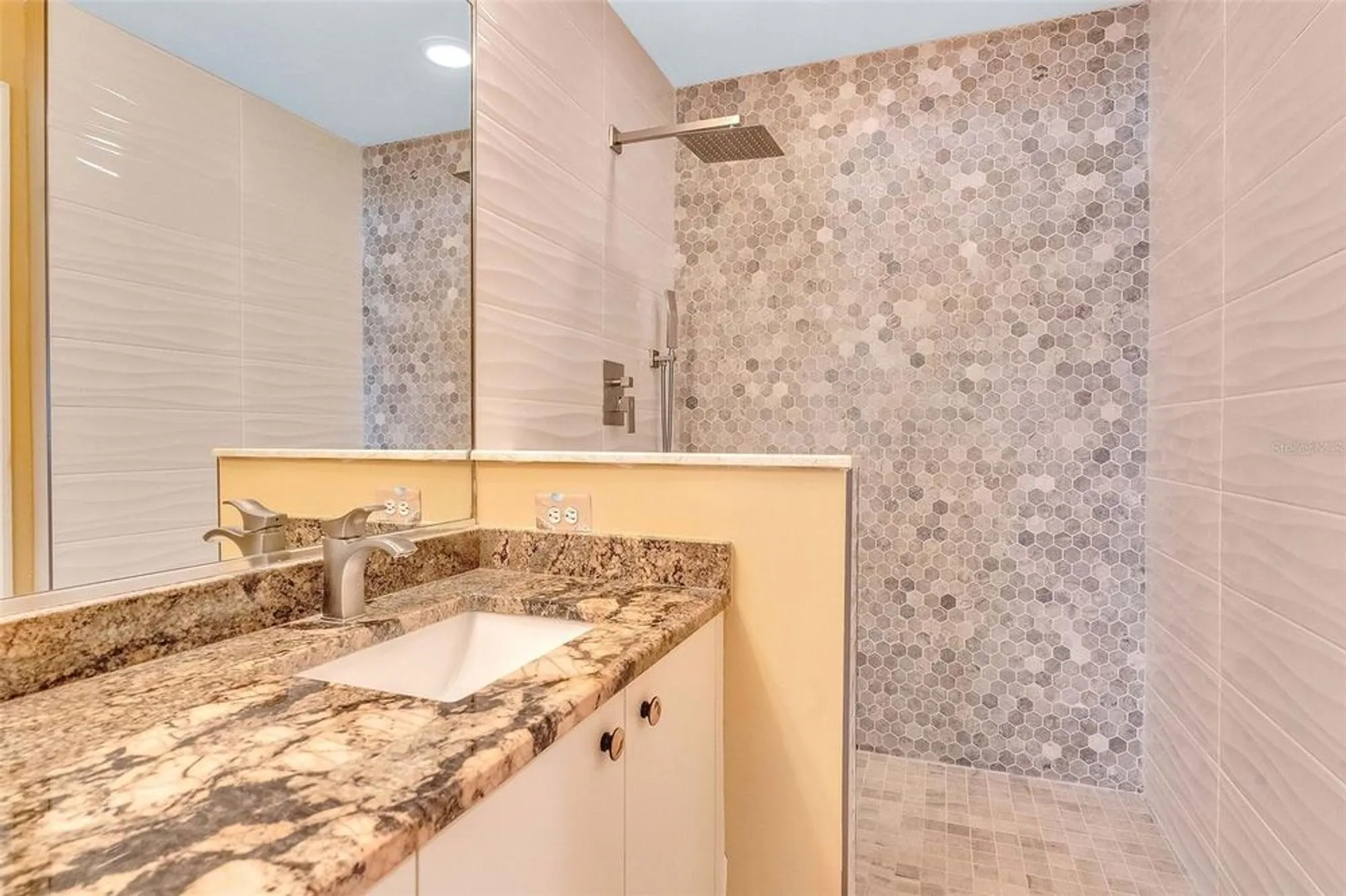 Property Slideshow image 30 of 58 | 2090 matecumbe key rd unit 1105, Punta Gorda, FL, 33955