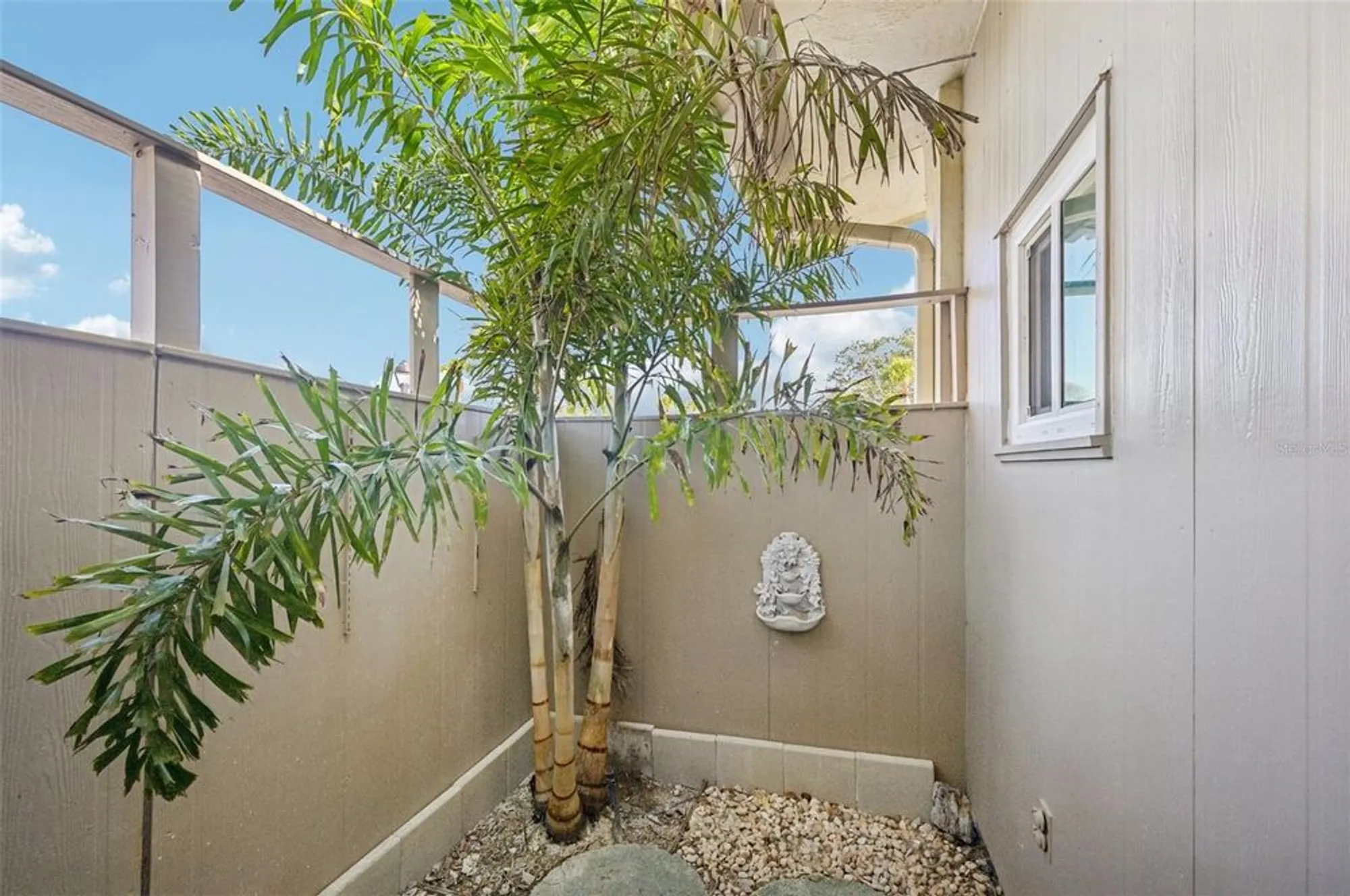 Property Slideshow image 24 of 35 | 113 whispering sands dr v-47, Sarasota, FL, 34242