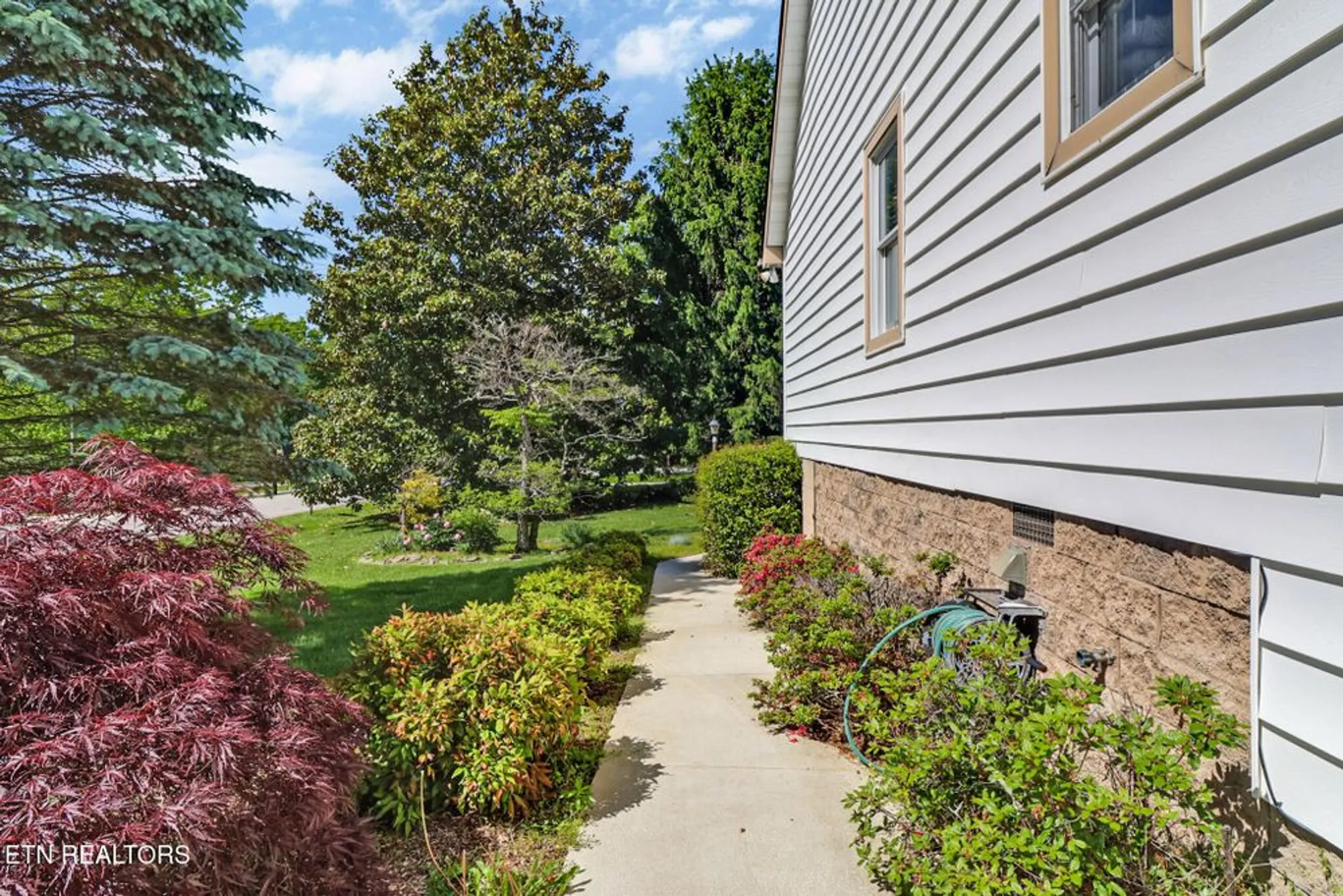 Property Slideshow image 7 of 55 | 11 kingsboro ln, Crossville, TN, 38558