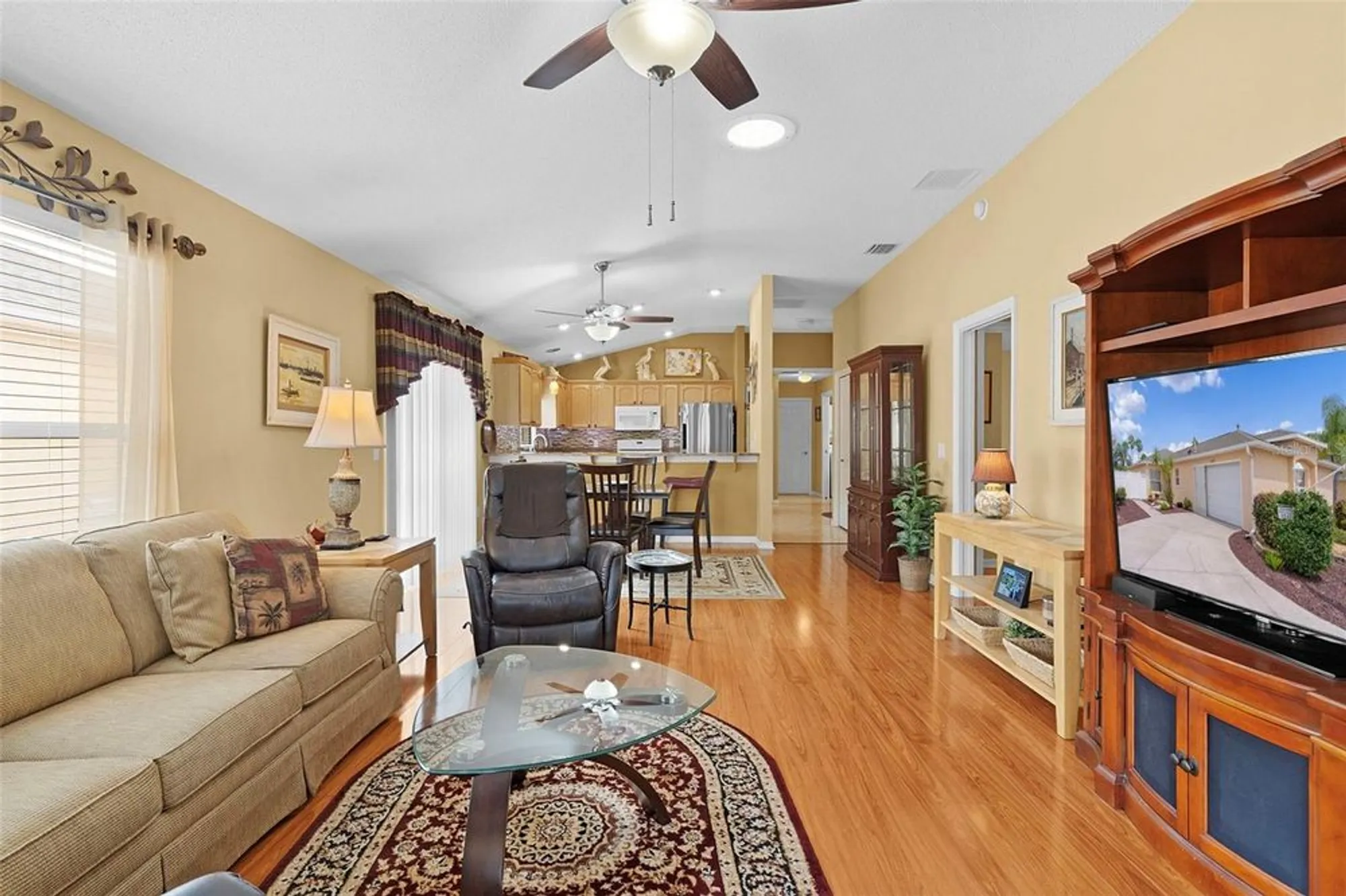 Property Slideshow image 16 of 36 | 1537 barnwell pl, The Villages, FL, 32162