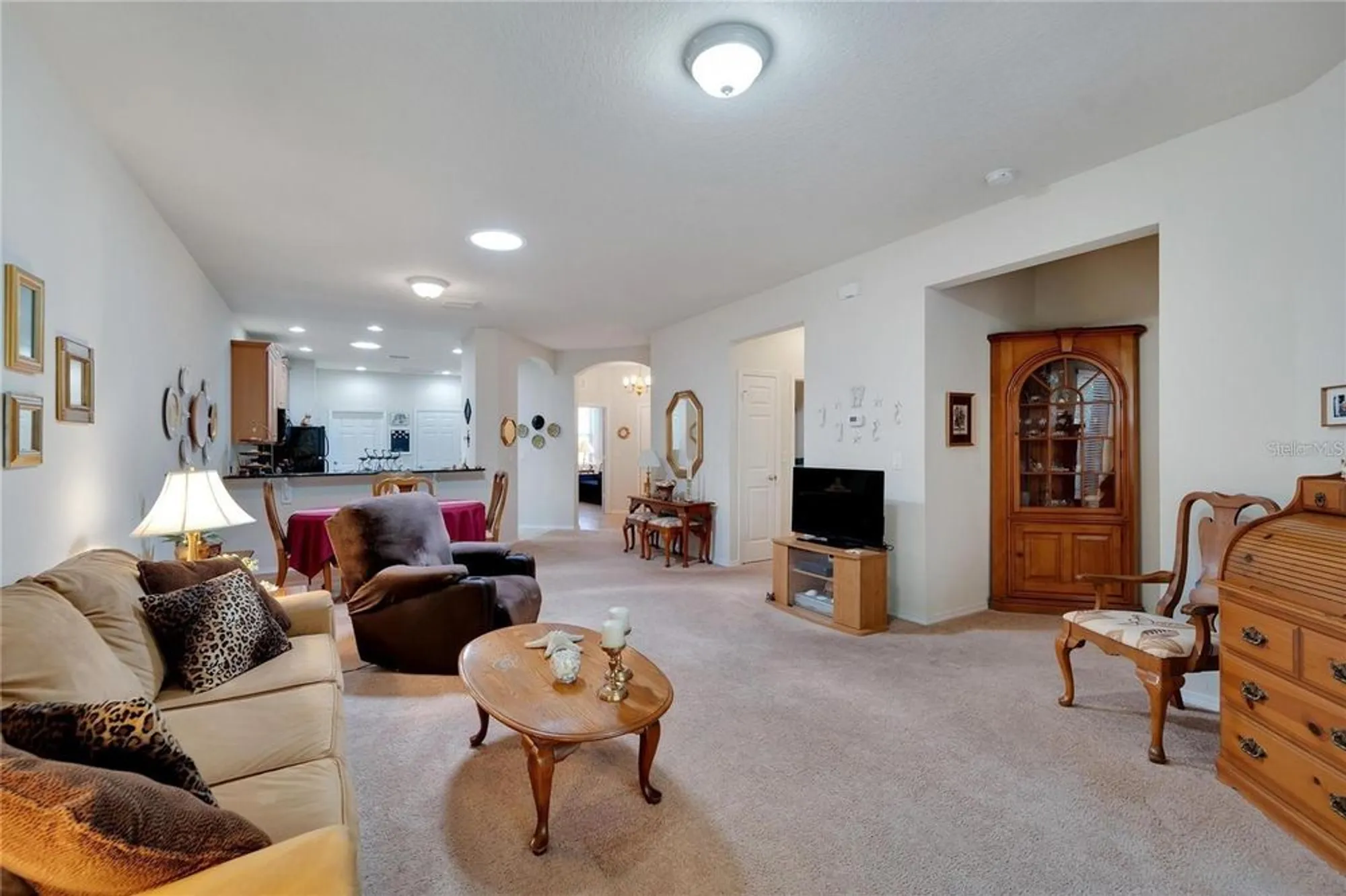 Property Slideshow image 9 of 35 | 428 seneca falls dr, Apollo Beach, FL, 33572