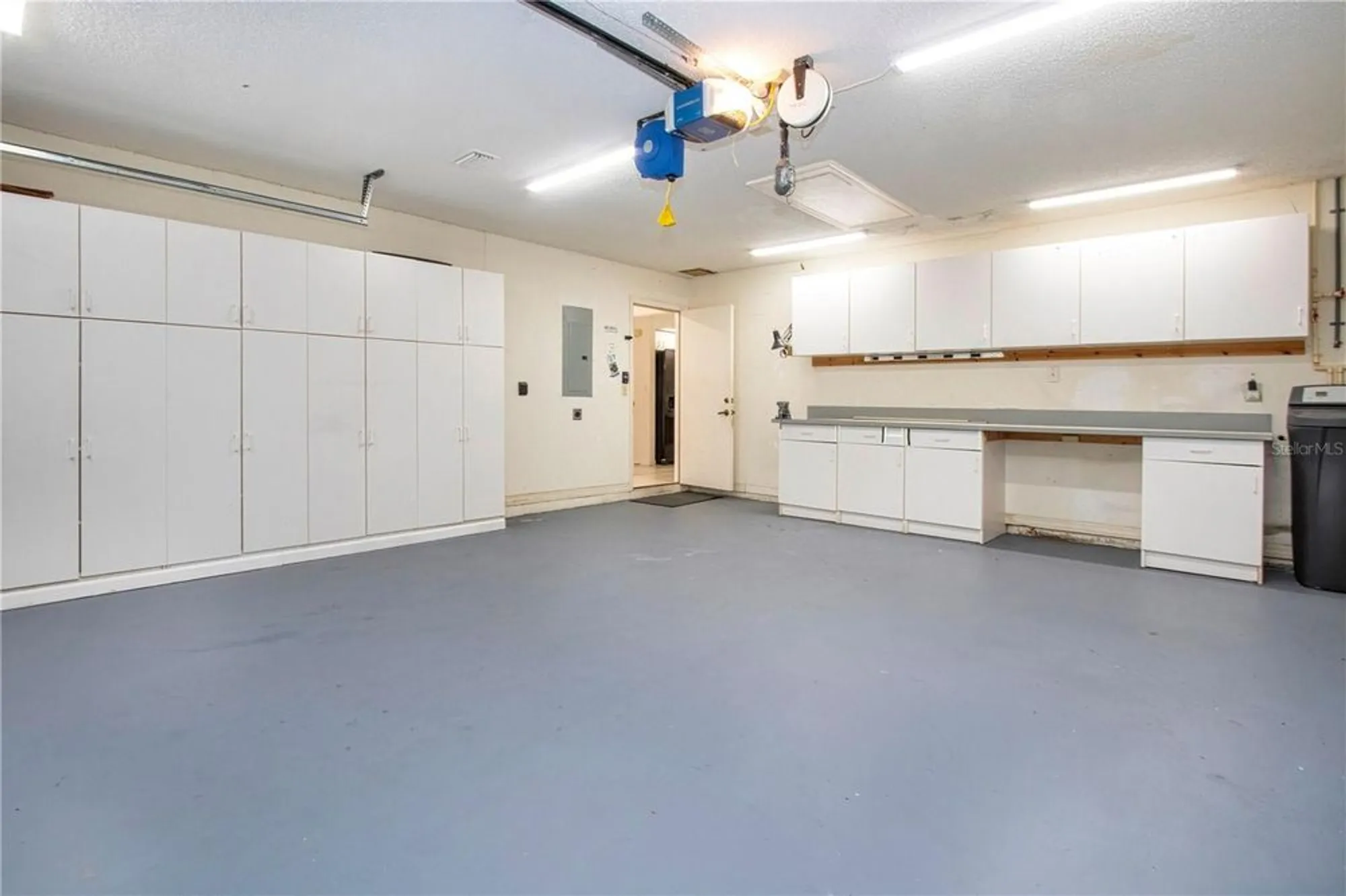 Property Slideshow image 45 of 60 | 2016 new bedford dr, Sun City Center, FL, 33573