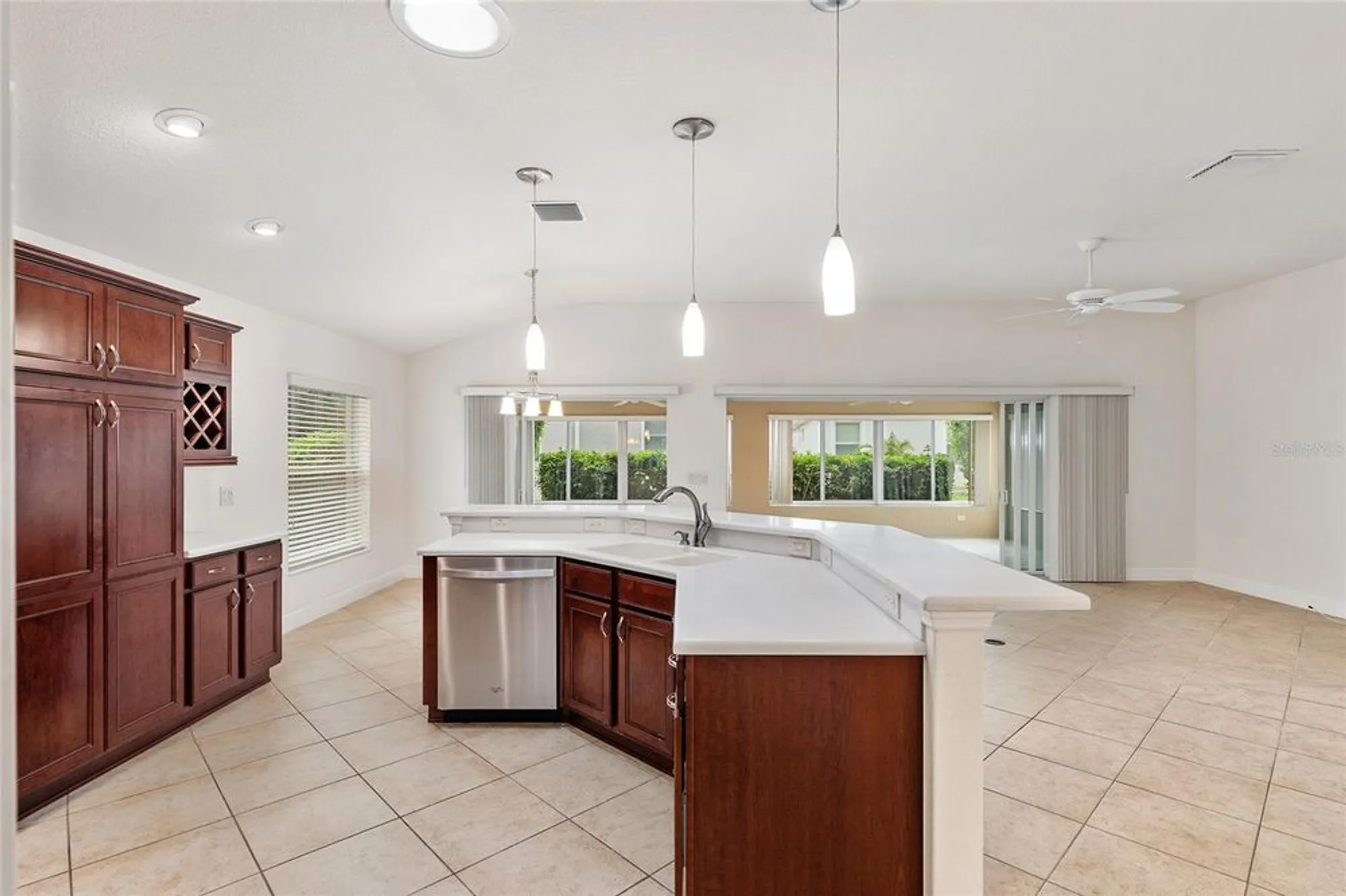 Property Slideshow image 9 of 48 | 3338 queensway ter, The Villages, FL, 32163