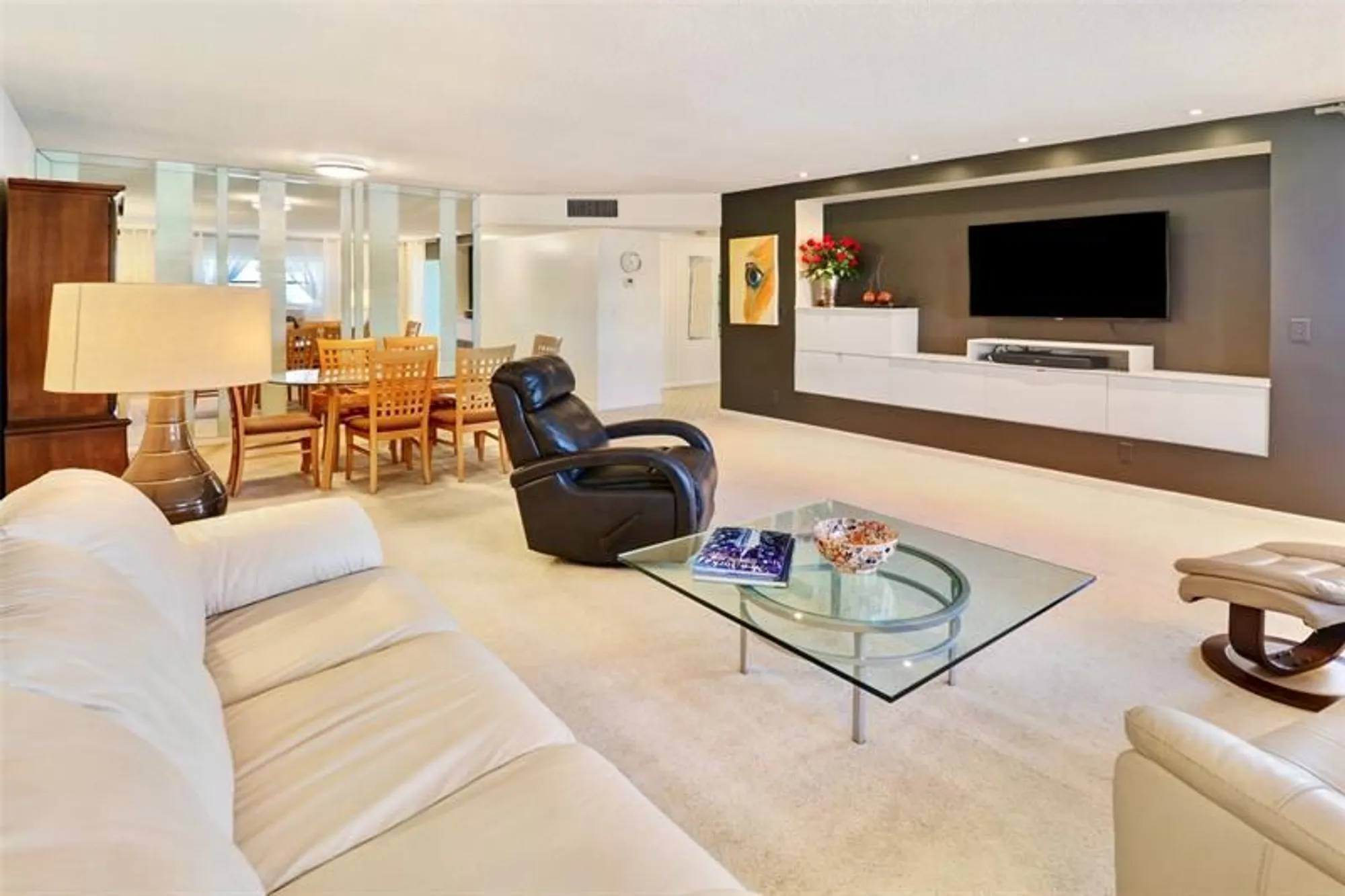 Property Slideshow image 11 of 31 | 4751 nw 21st st 209, Lauderhill, FL, 33313