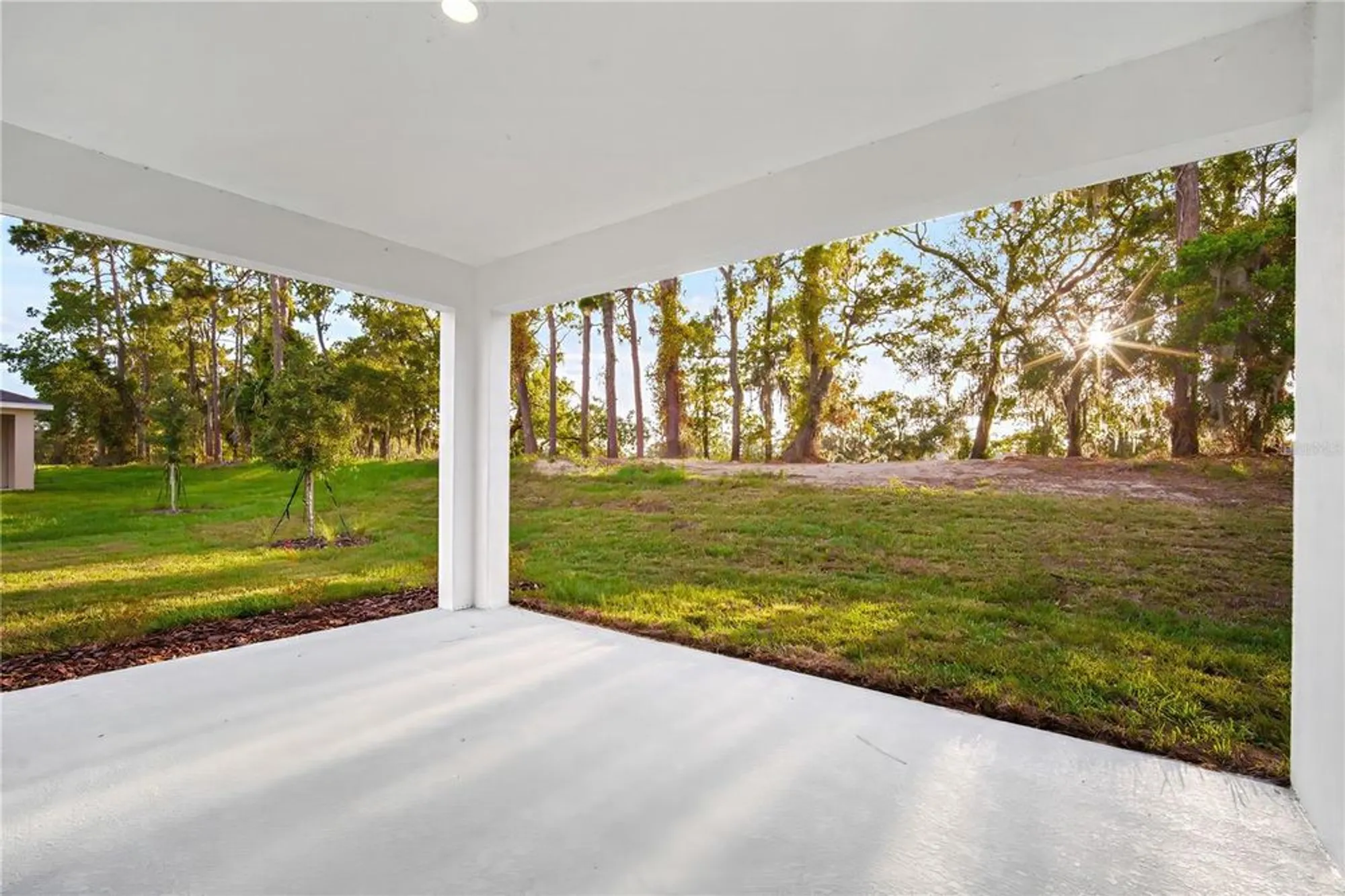 Property Slideshow image 24 of 43 | 9127 players dr, Weeki Wachee, FL, 34613