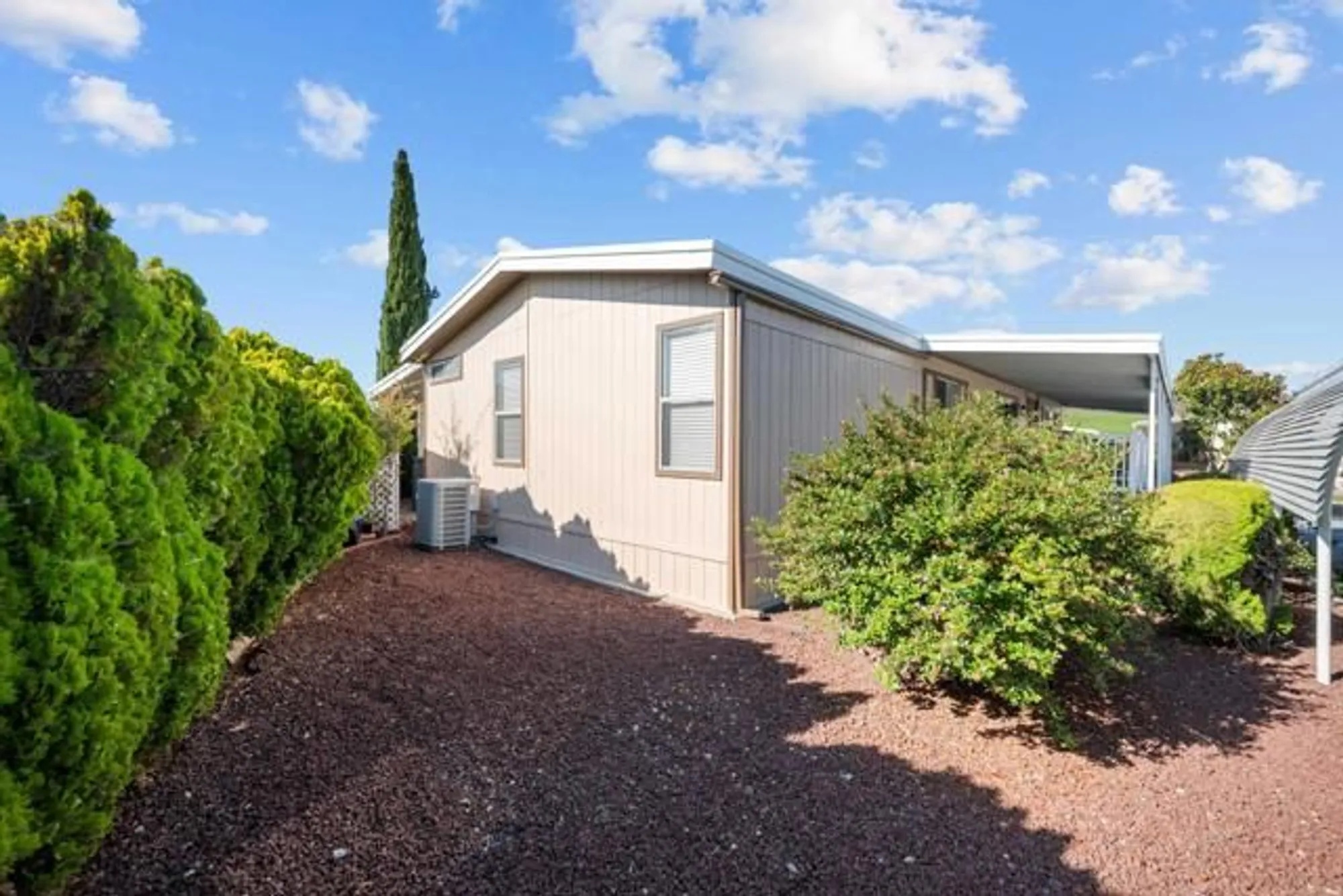 Property Slideshow image 15 of 17 | 3462 don alberto dr, Carlsbad, CA, 92010