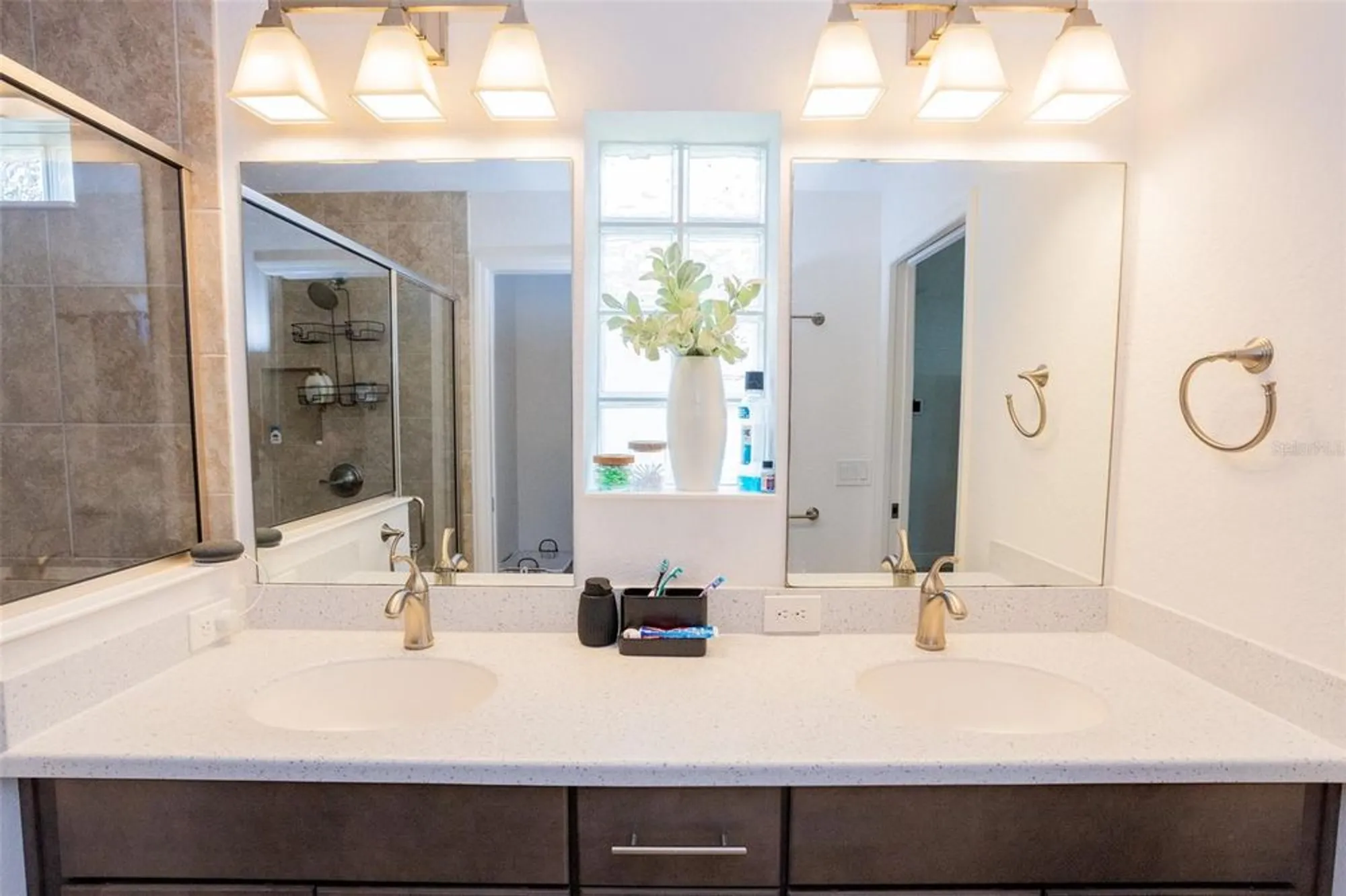 Property Slideshow image 17 of 18 | 10274 julia isles ave, Oxford, FL, 34484