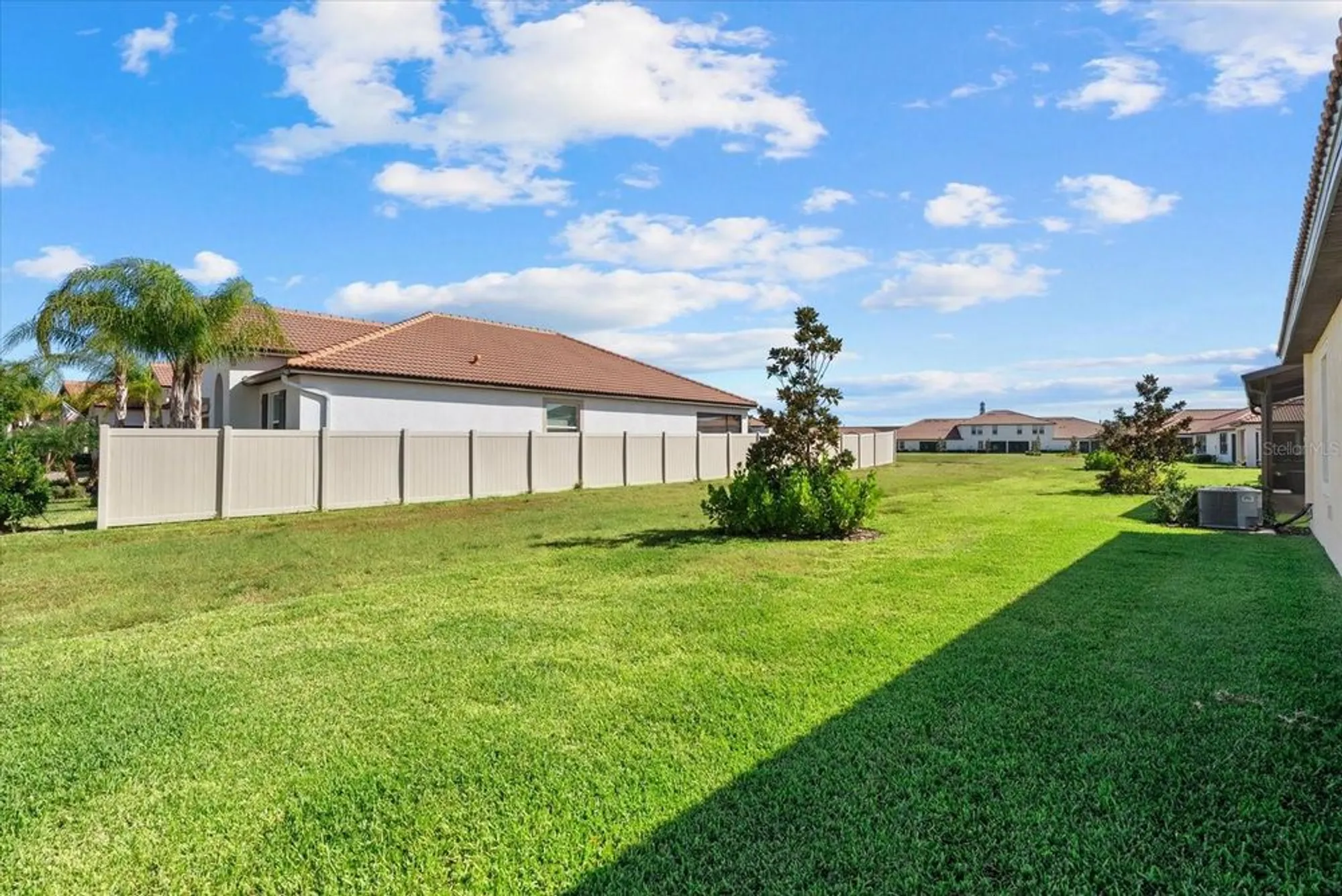 Property Slideshow image 33 of 52 | 5524 little path dr, Wimauma, FL, 33598