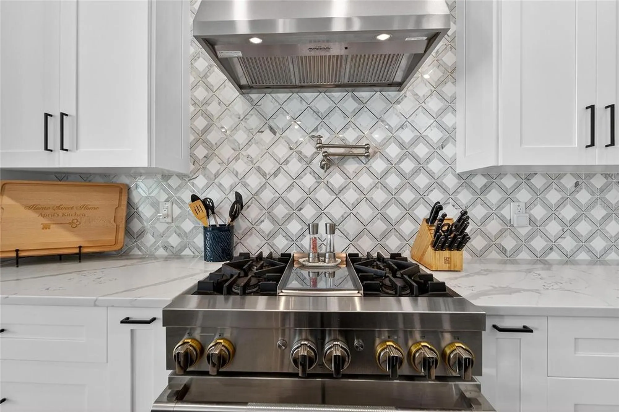 Property Slideshow image 53 of 100 | 5713 tybee island dr, Apollo Beach, FL, 33572