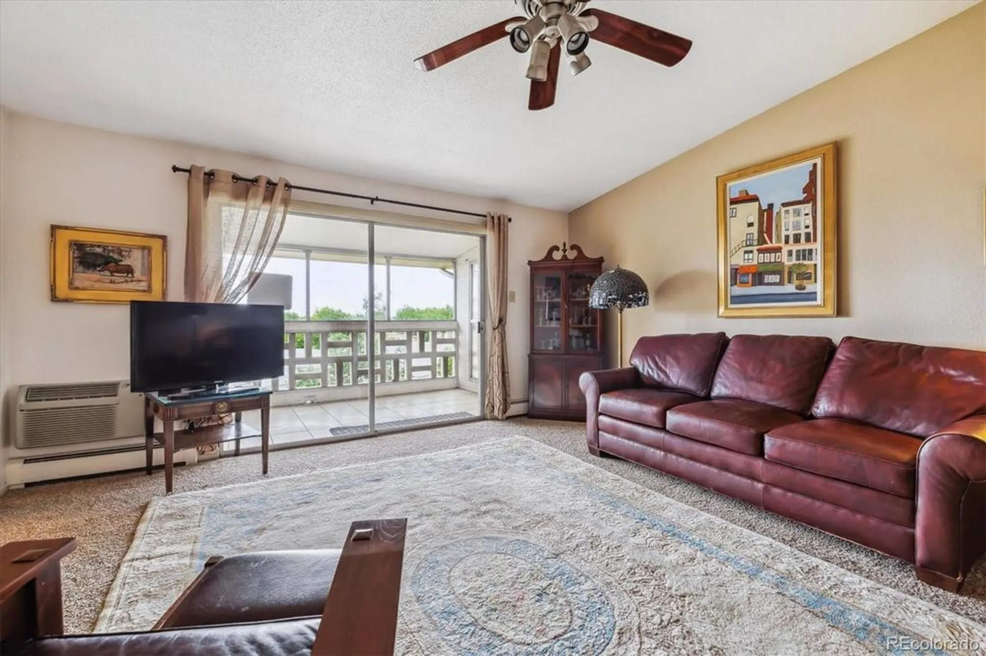 Property Slideshow image 6 of 49 | 715 s alton way unit 5d, Denver, CO, 80247