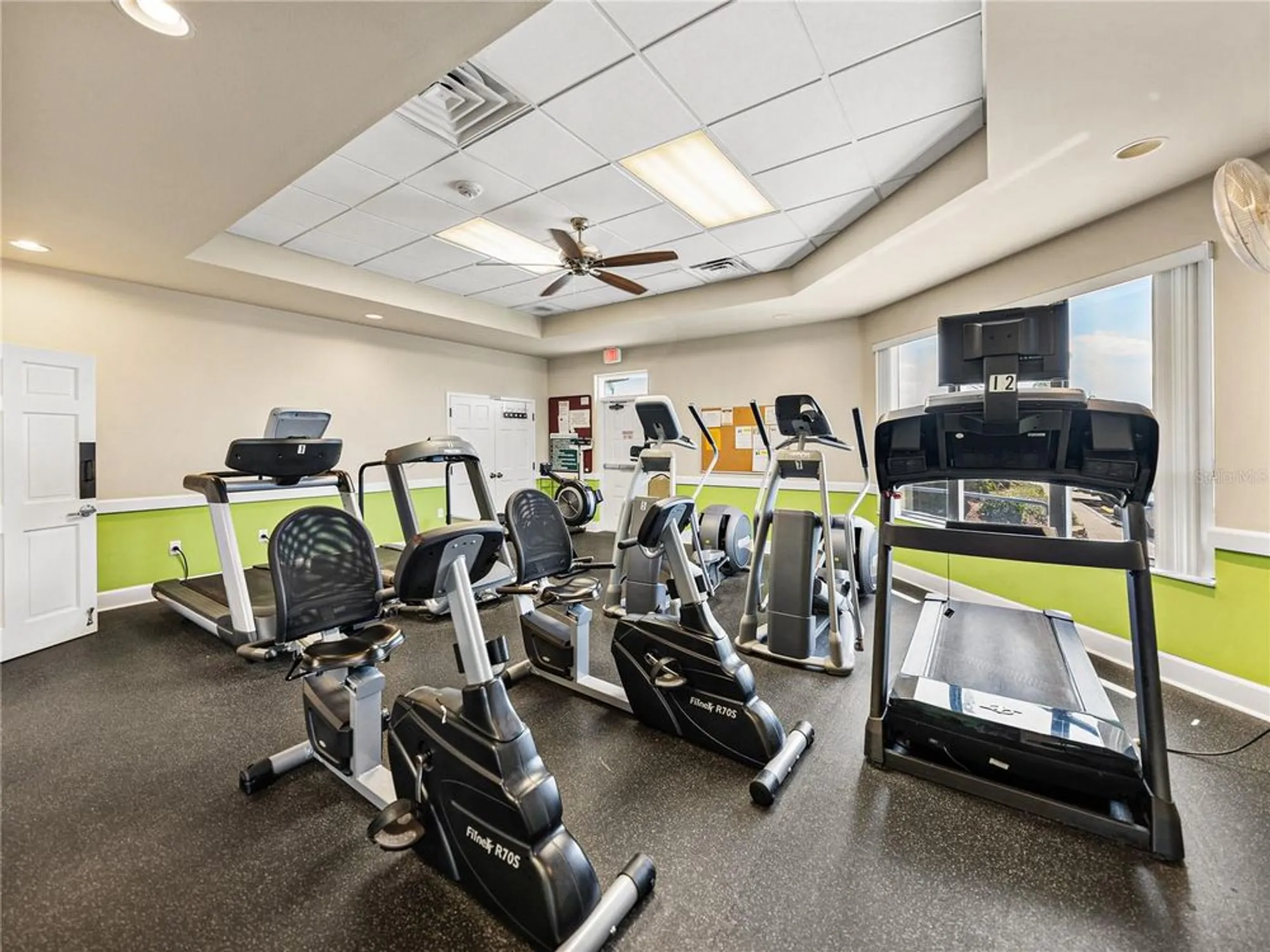 Property Slideshow image 85 of 90 | 6059 condor dr, Lakeland, FL, 33809