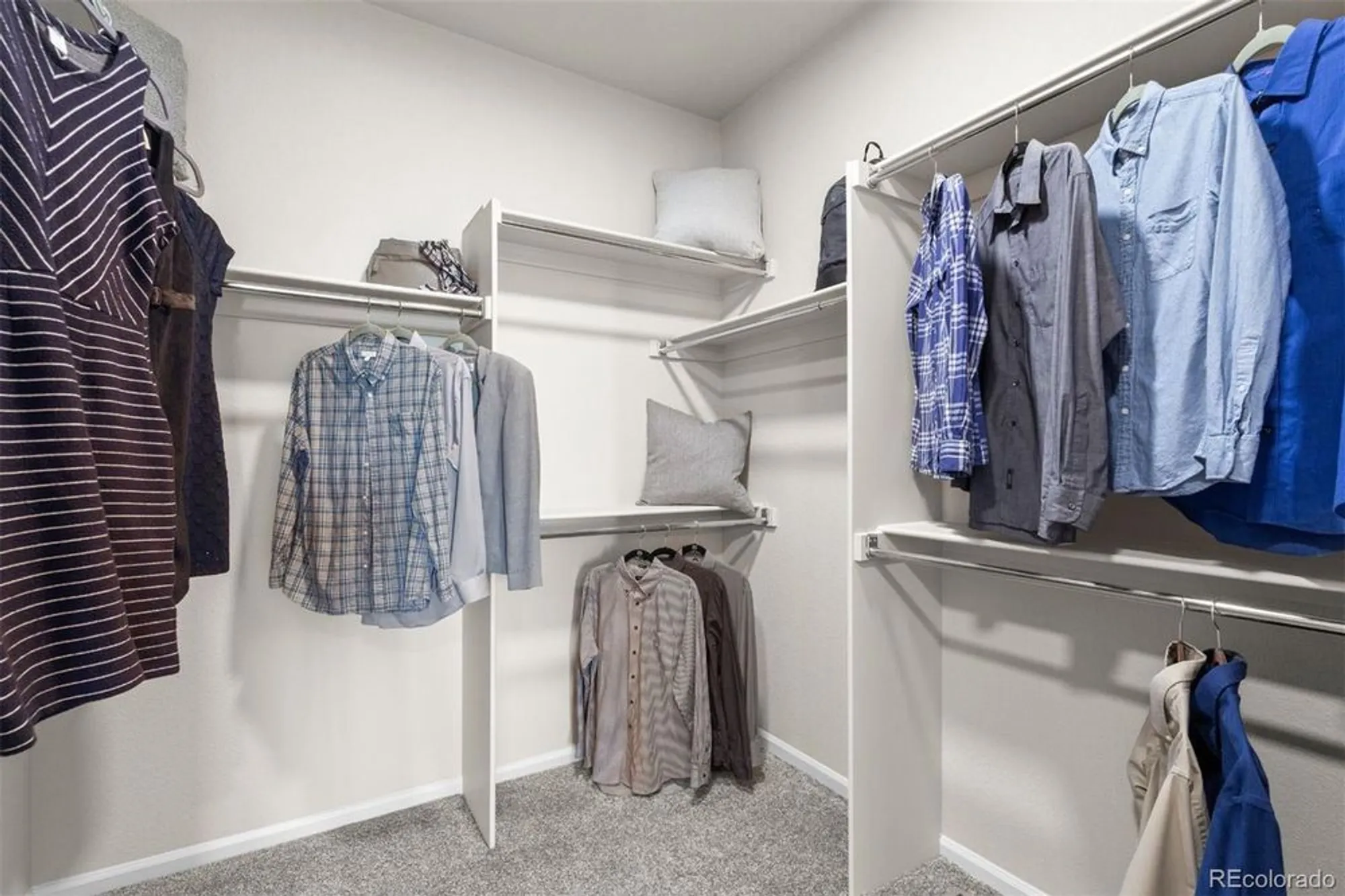 Property Slideshow image 19 of 33 | 22324 e 49th pl, Aurora, CO, 80019