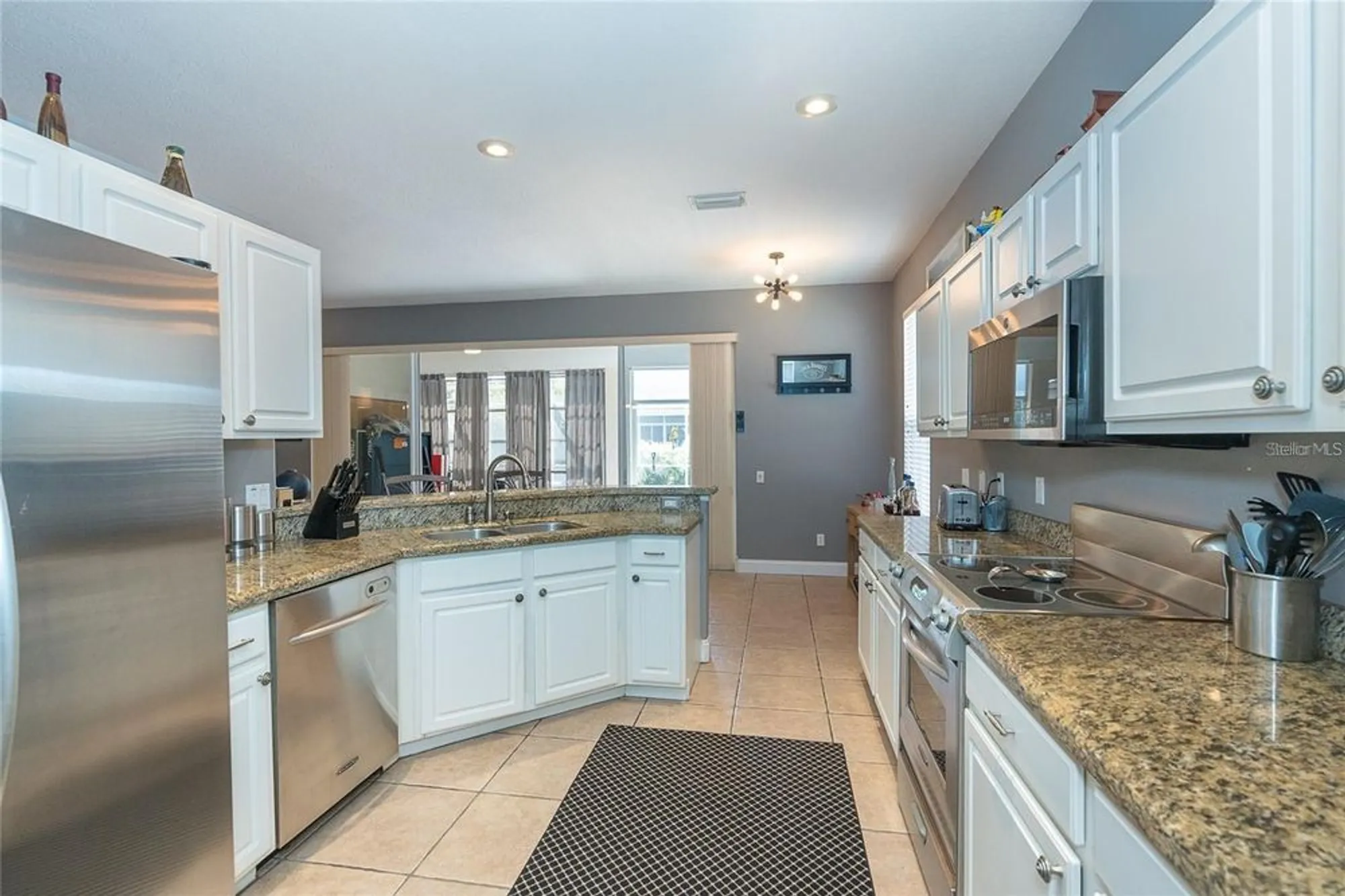 Property Slideshow image 5 of 28 | 320 langholm dr, Venice, FL, 34293