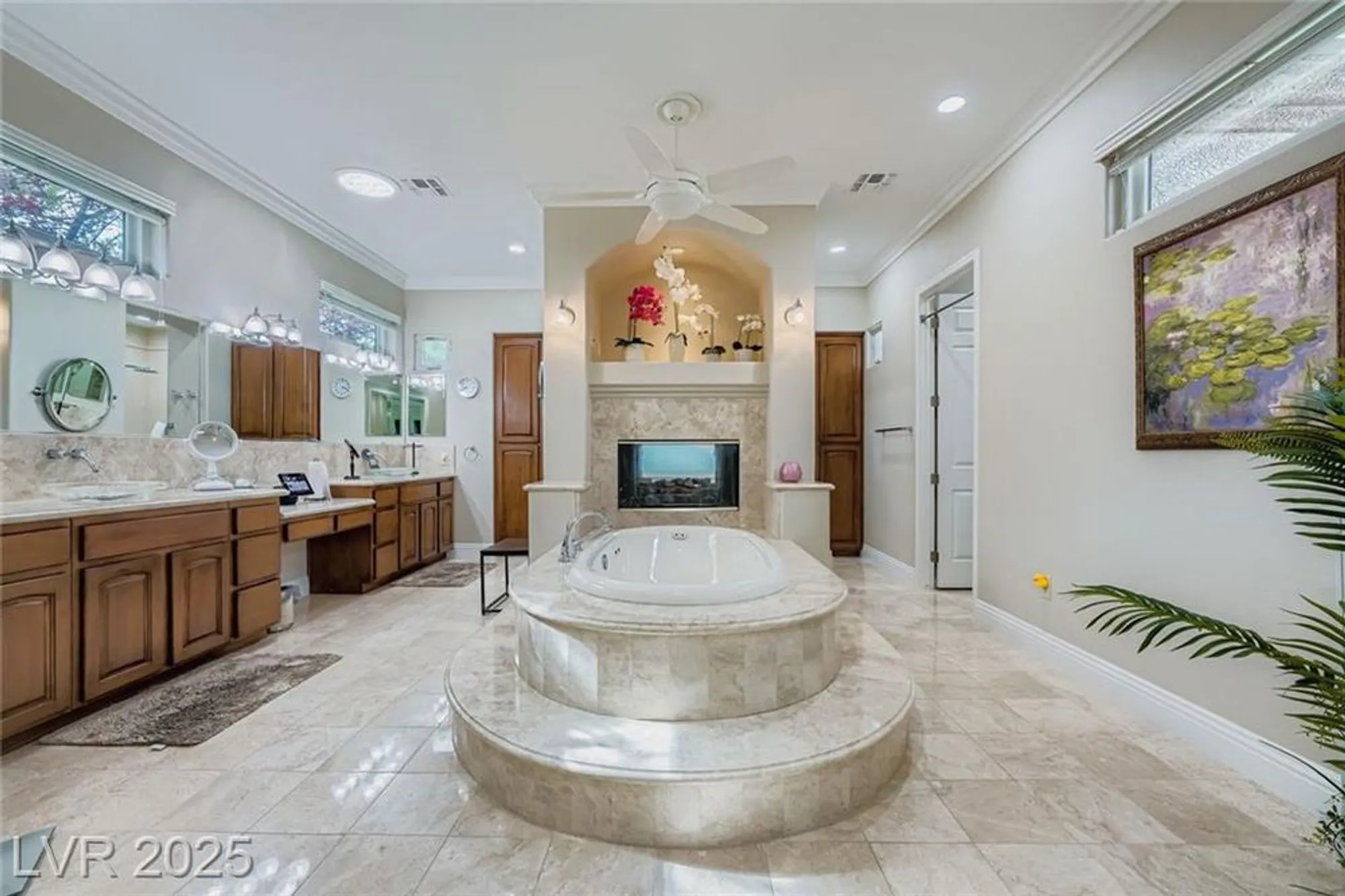 Property Slideshow image 32 of 45 | 2544 forest city dr, Henderson, NV, 89052