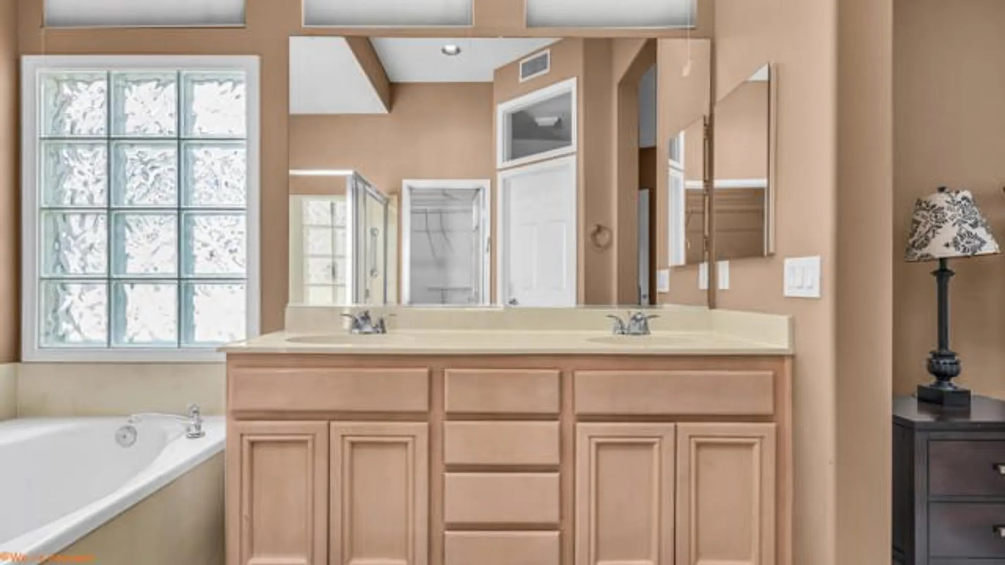 Property Slideshow image 22 of 38 | 37953 grand oaks ave, Palm Desert, CA, 92211