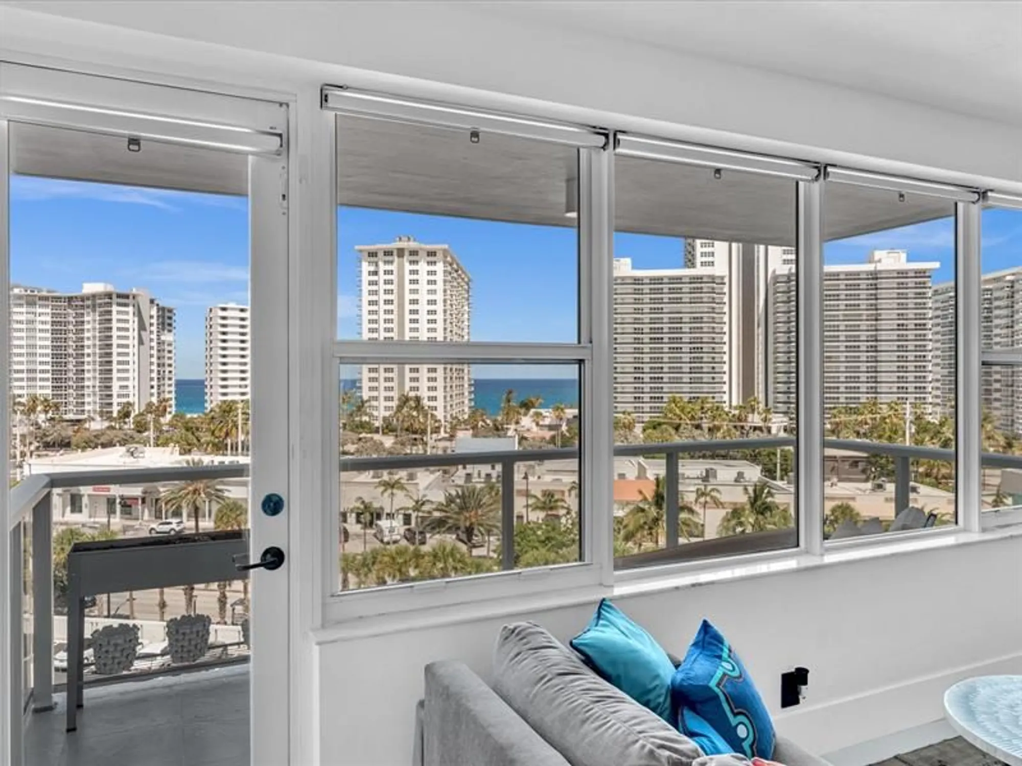 Property Slideshow image 7 of 44 | 3300 ne 36th st 714, Fort Lauderdale, FL, 33308