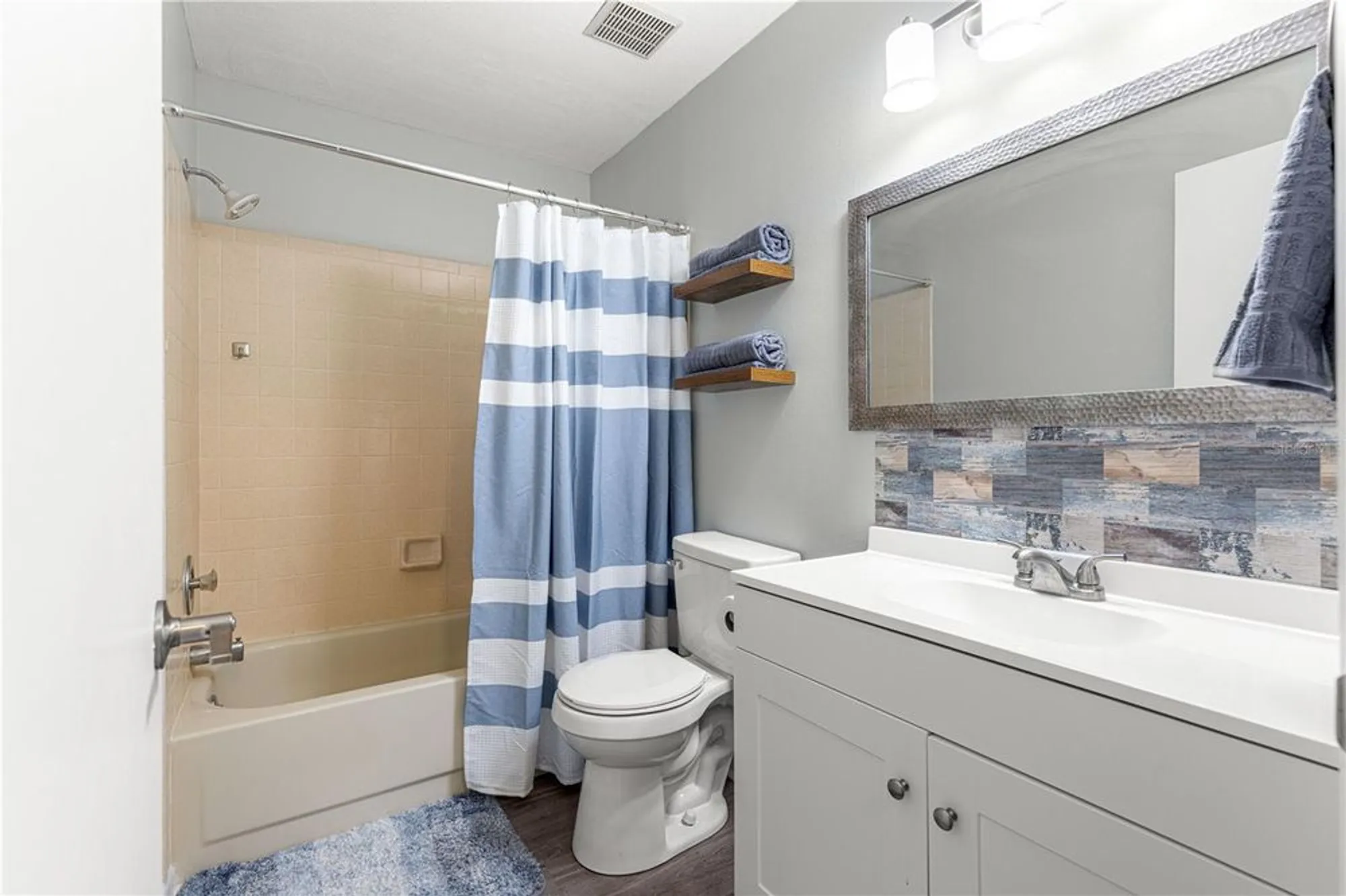 Property Slideshow image 29 of 50 | 8660 sw 94th st f, Ocala, FL, 34481