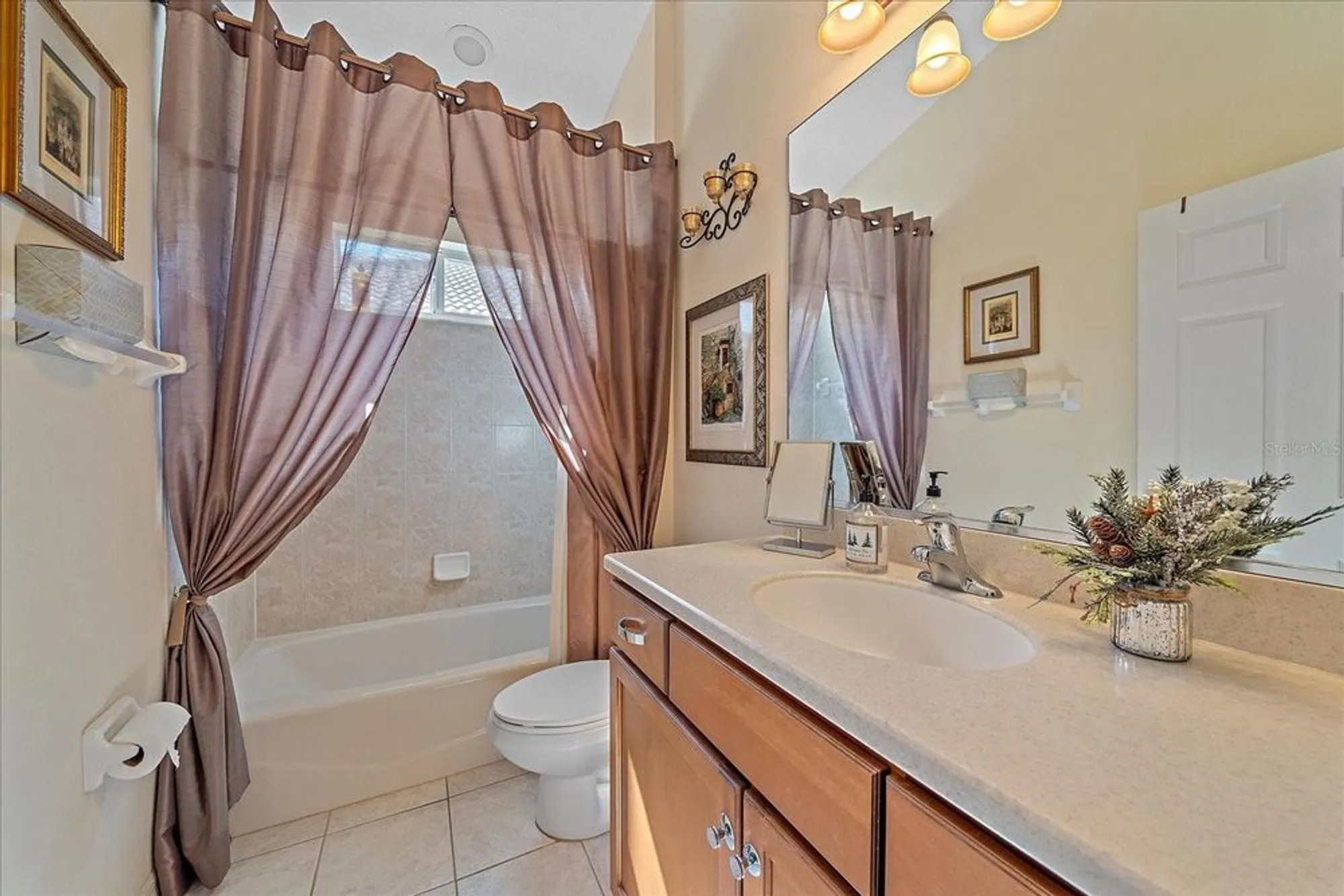 Property Slideshow image 29 of 43 | 6540 tailfeather way, Bradenton, FL, 34203