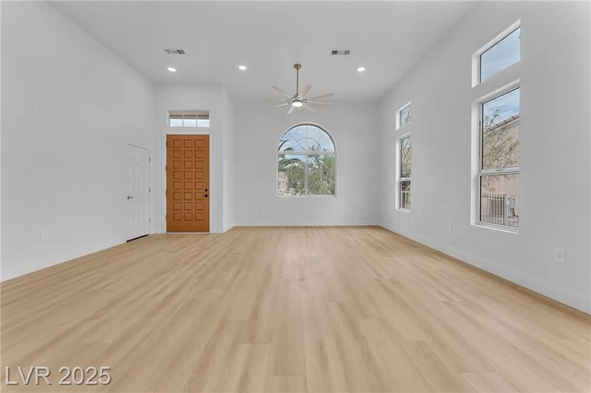 Property Slideshow image 7 of 47 | 3108 endeavor ct, Las Vegas, NV, 89134