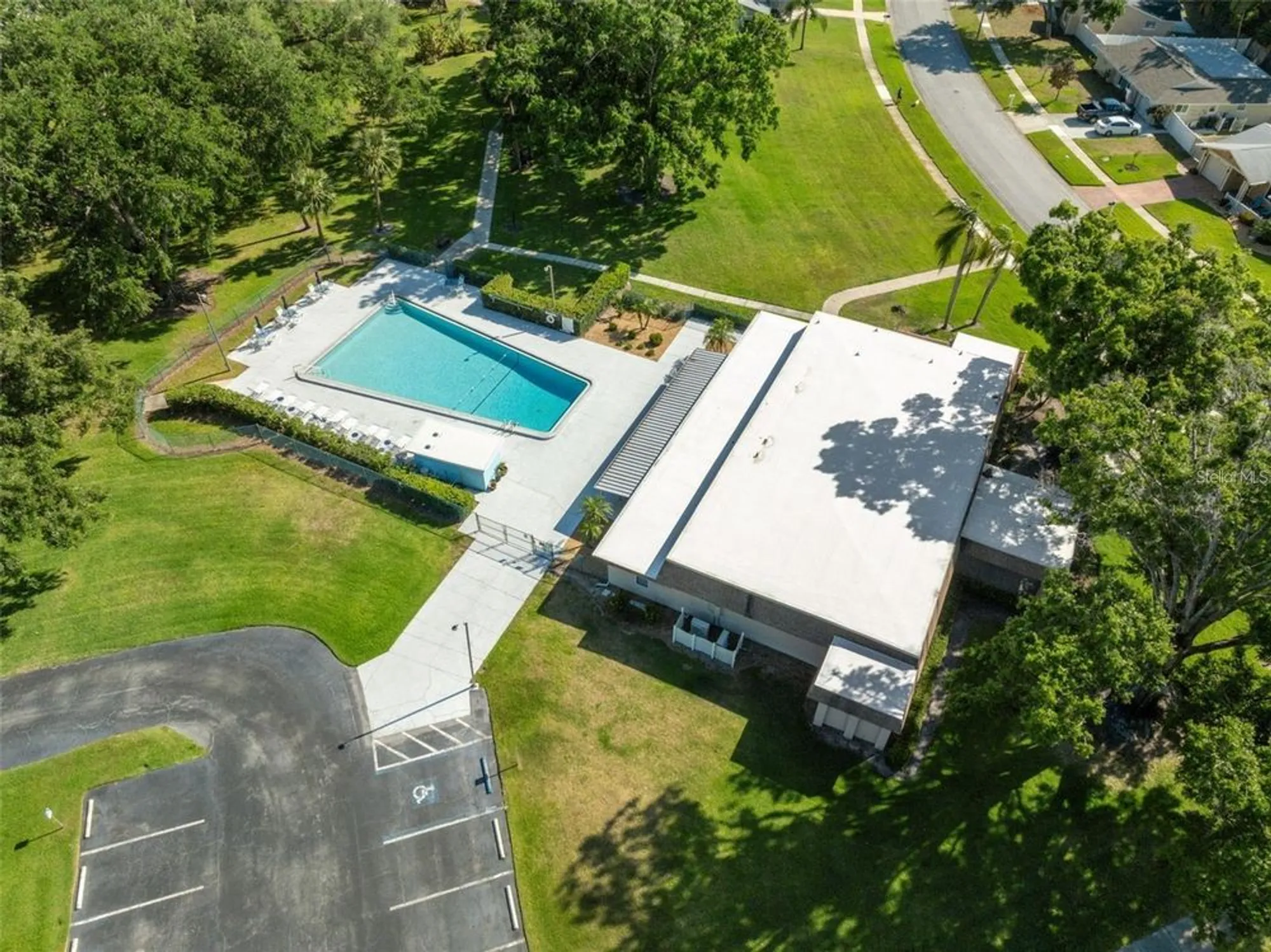 Property Slideshow image 34 of 40 | 766 anchorage ln, Palm Harbor, FL, 34685