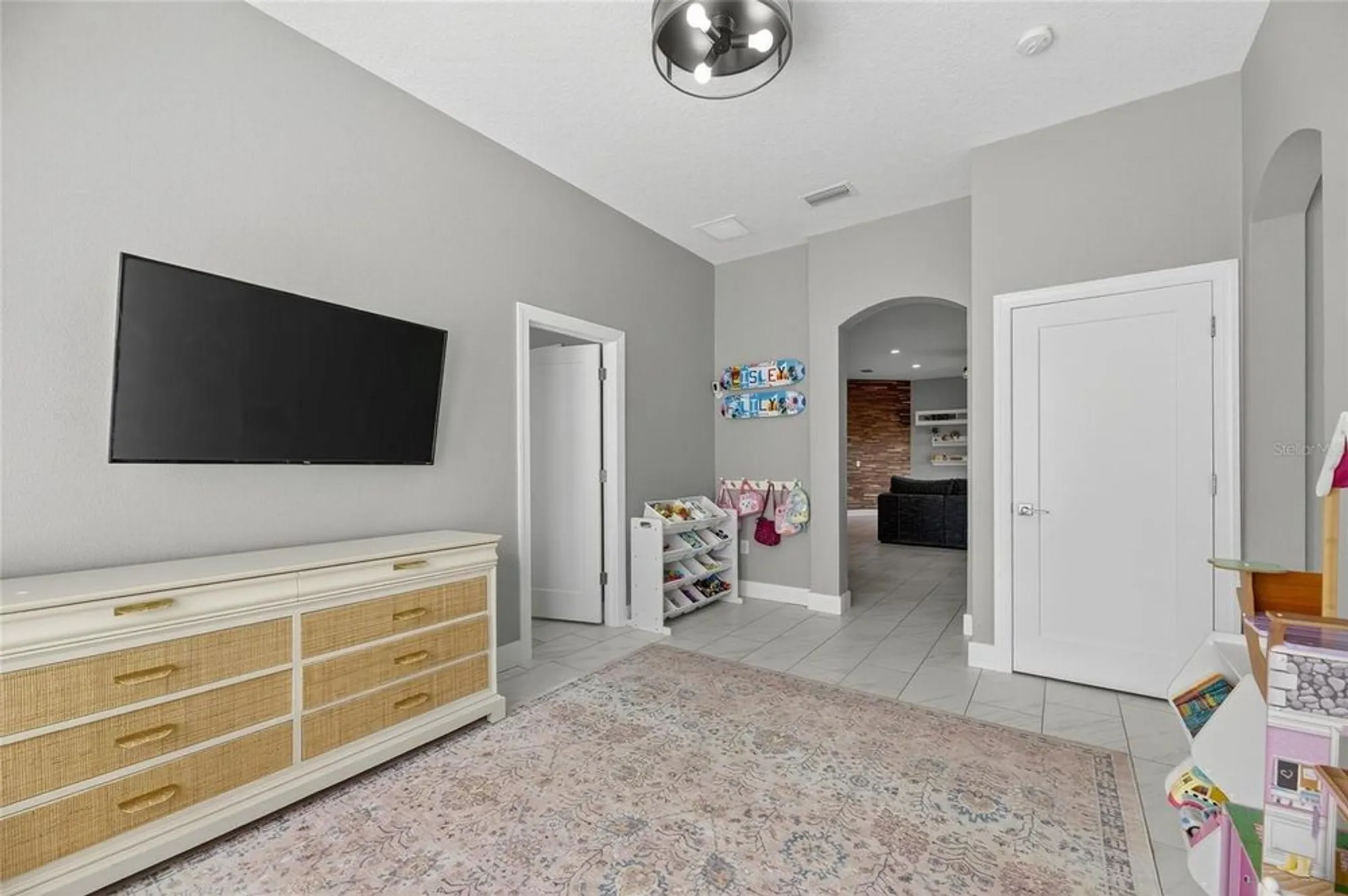 Property Slideshow image 34 of 66 | 526 islebay dr, Apollo Beach, FL, 33572