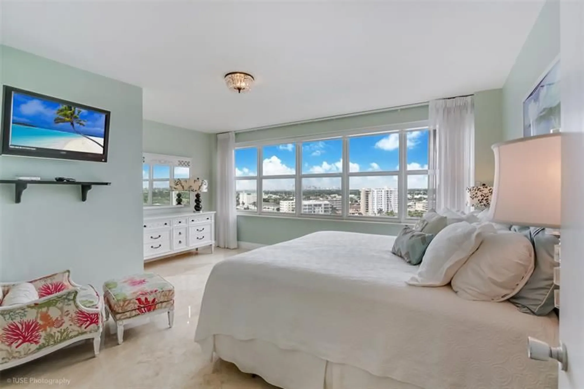 Property Slideshow image 6 of 21 | 3200 ne 36th st 1205, Fort Lauderdale, FL, 33308