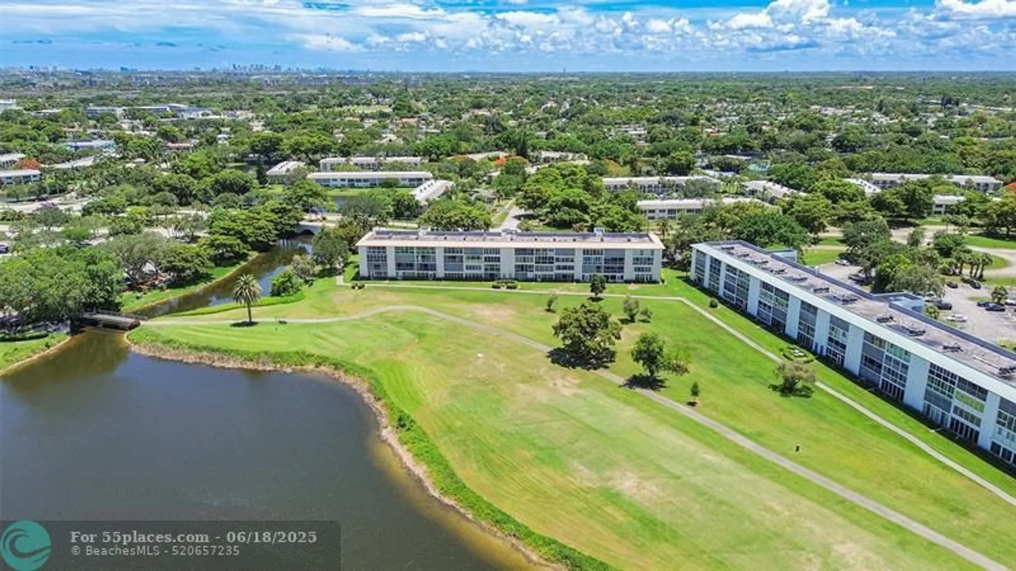 Property Slideshow image 33 of 48 | 2801 victoria way apt d3, Coconut Creek, FL, 33066