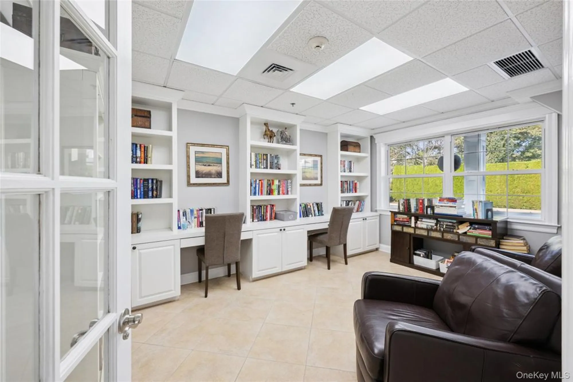 Property Slideshow image 27 of 39 | 1228 willow ln, Valley Stream, NY, 11580