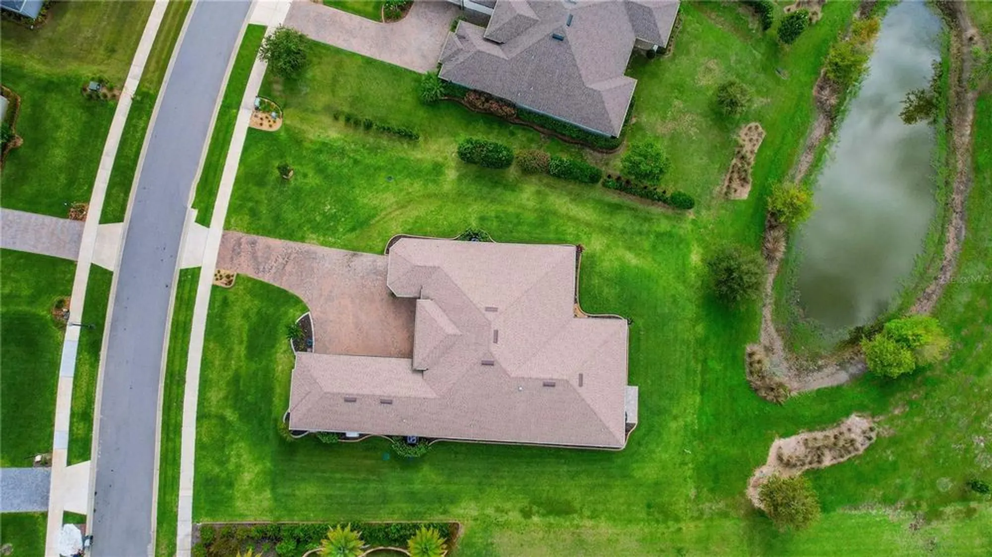 Property Slideshow image 6 of 88 | 6008 apex way, Lady Lake, FL, 32159