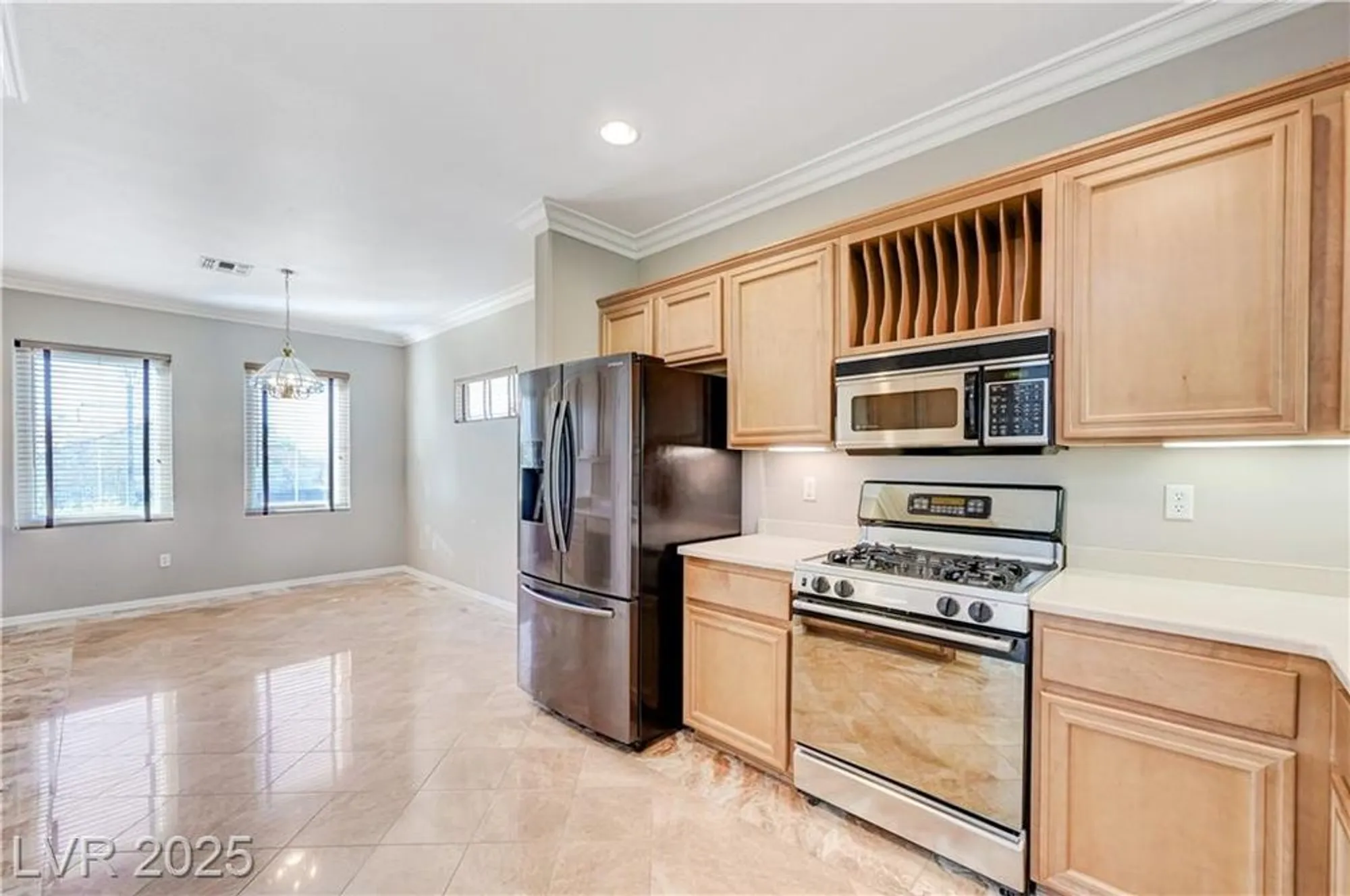 Property Slideshow image 16 of 41 | 2738 grand forks rd, Henderson, NV, 89052
