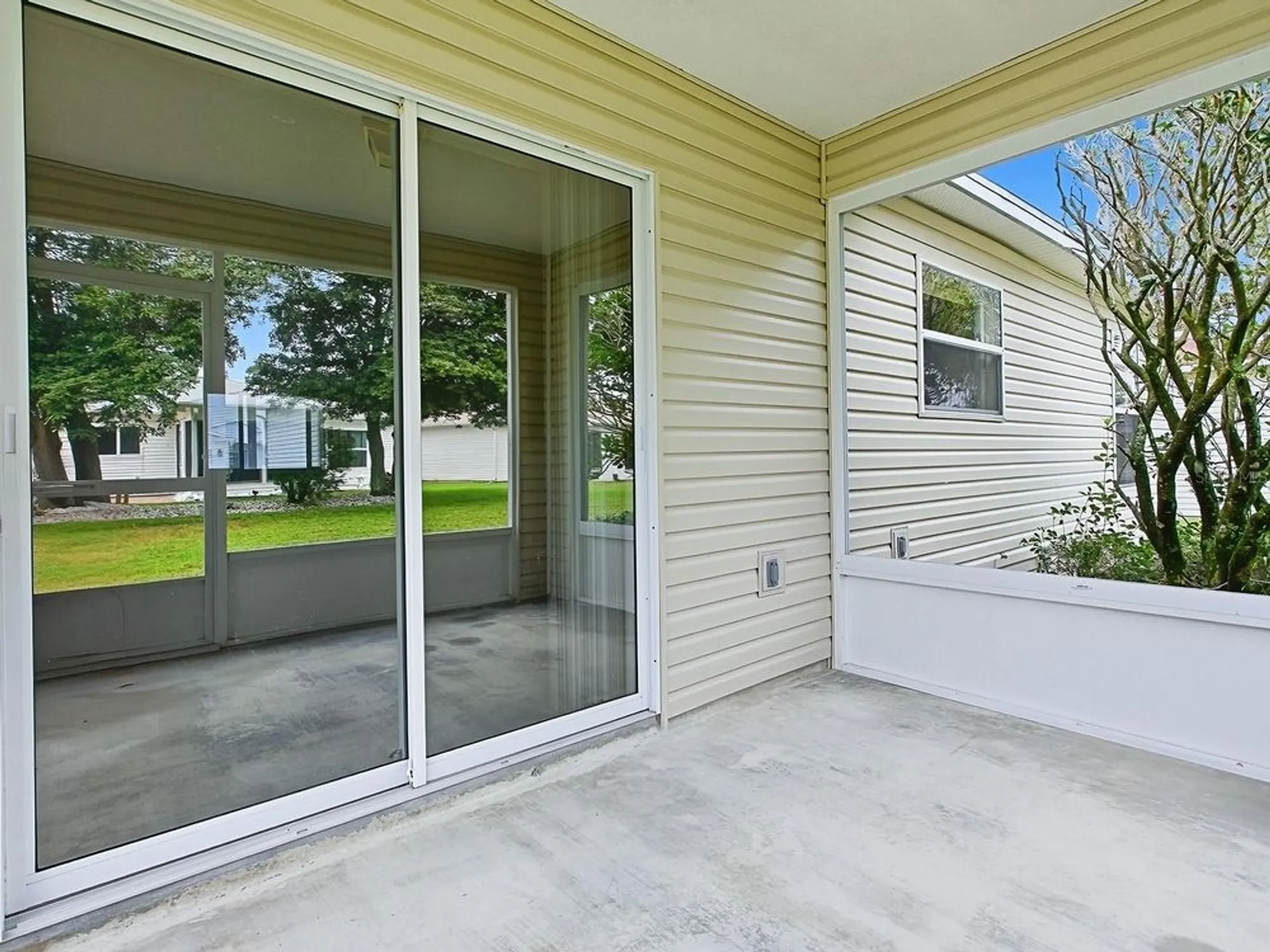 Property Slideshow image 34 of 41 | 231 bentwood dr, Leesburg, FL, 34748