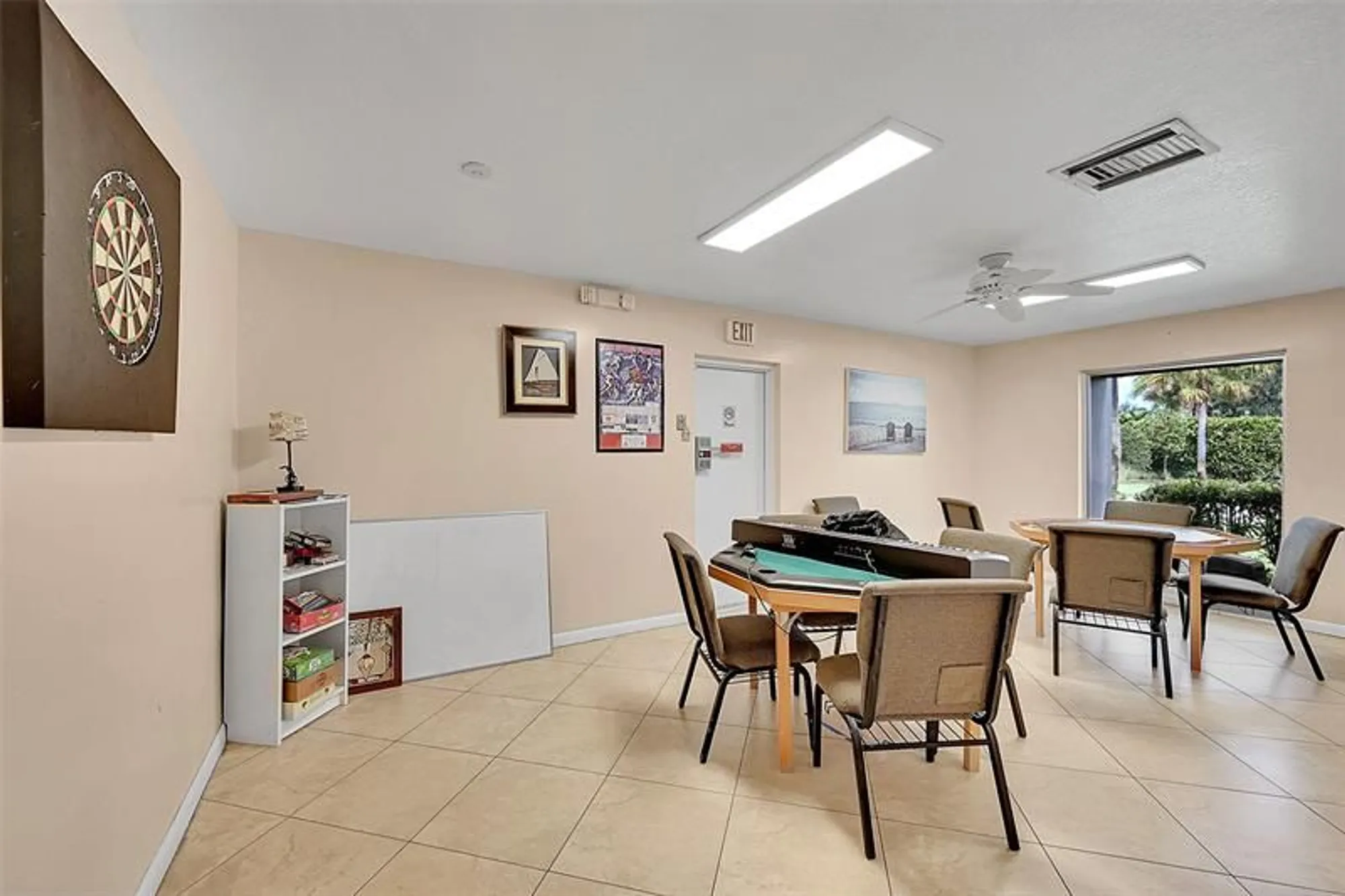 Property Slideshow image 23 of 42 | 23 abbey ln 202, Delray Beach, FL, 33446