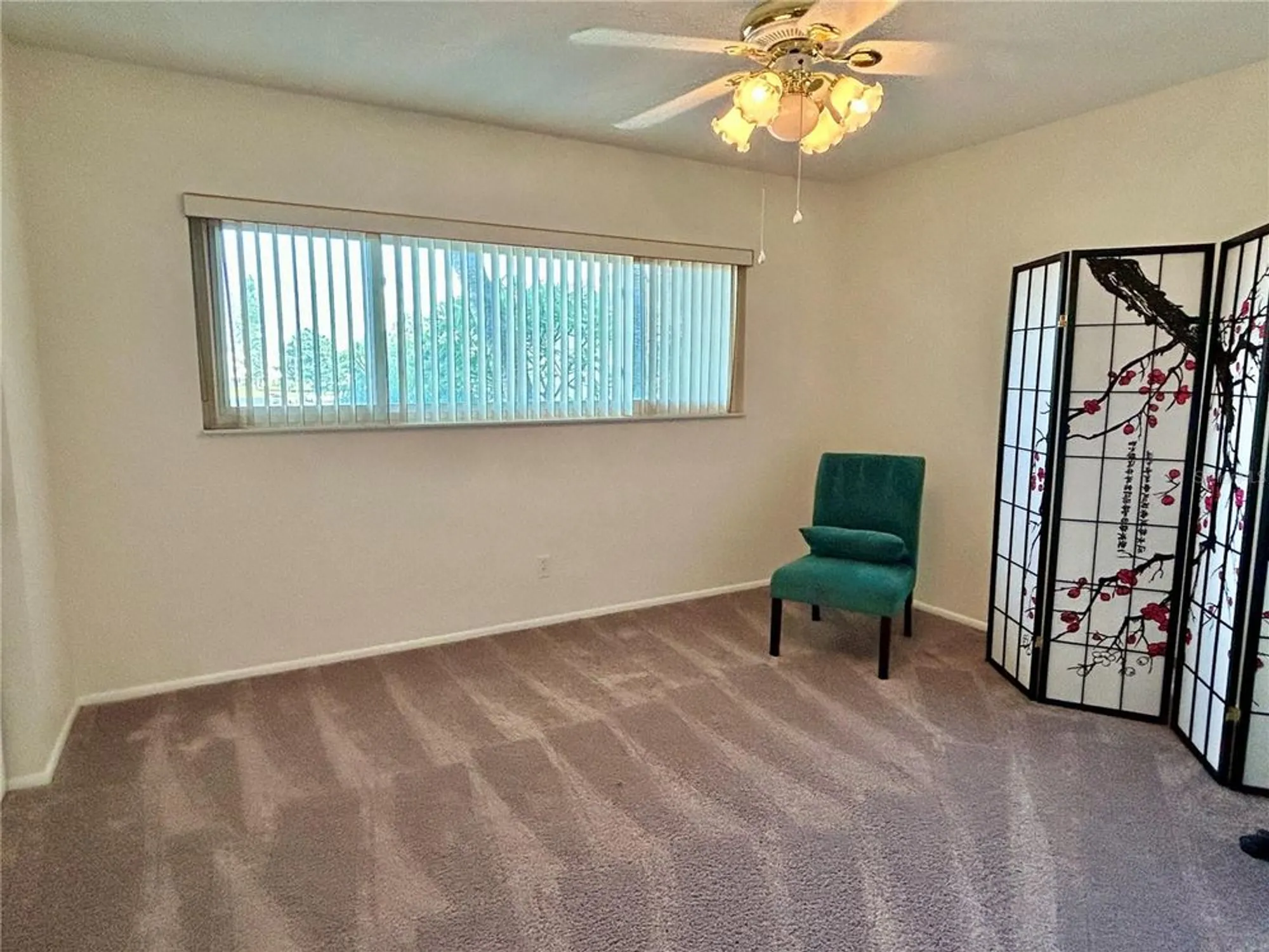 Property Slideshow image 26 of 54 | 2070 world parkway blvd apt 36, Clearwater, FL, 33763