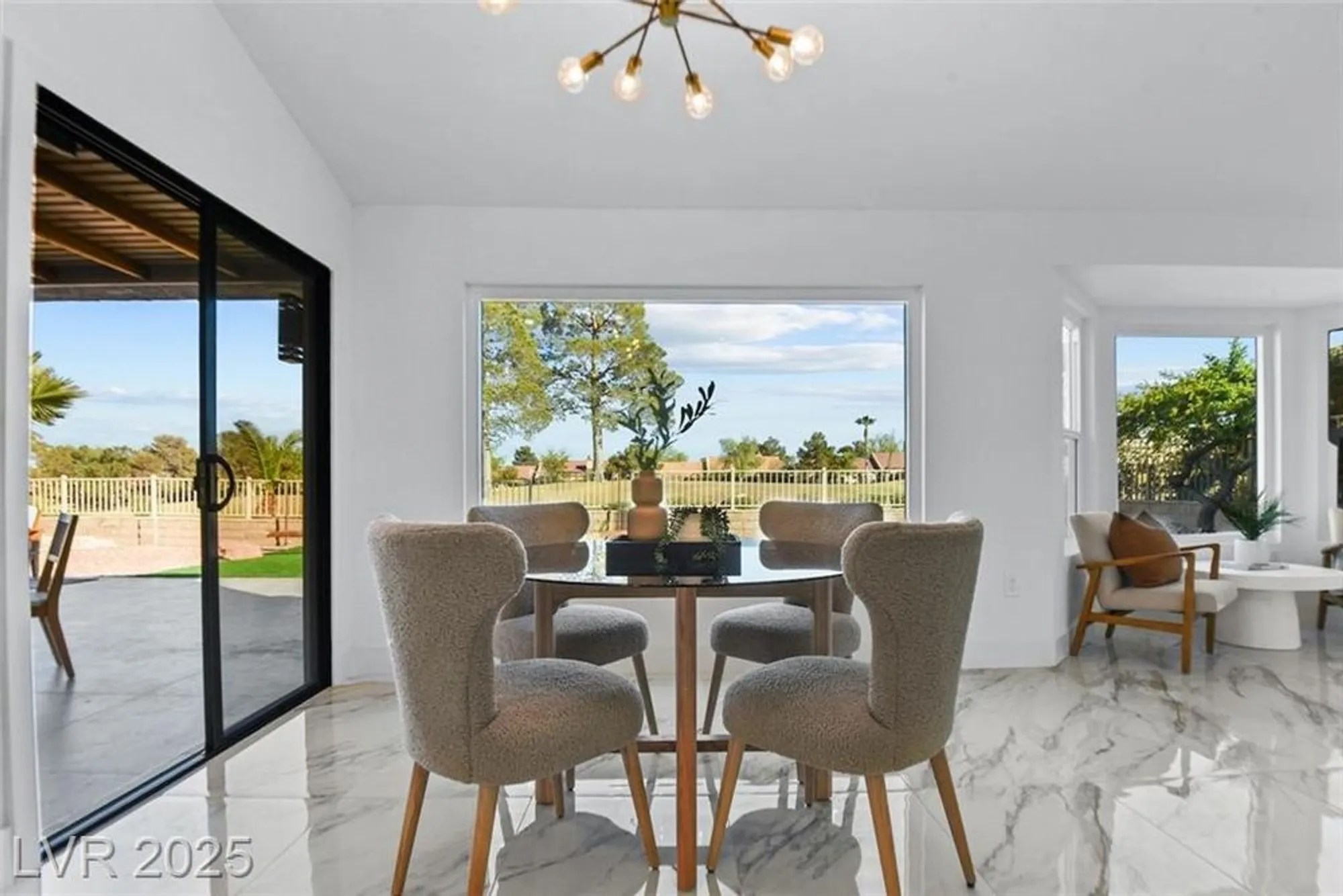 Property Slideshow image 16 of 36 | 2652 golfside dr, Las Vegas, NV, 89134