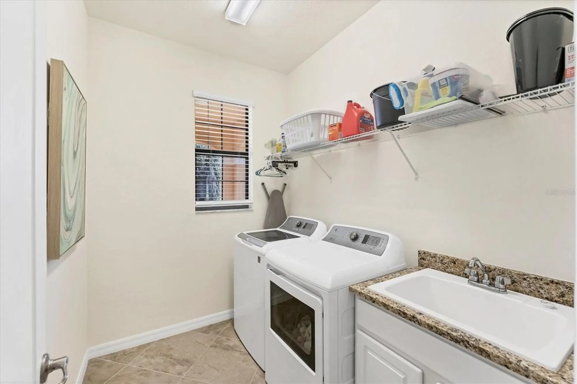 Property Slideshow image 22 of 47 | 10072 cozy grove dr, Venice, FL, 34293