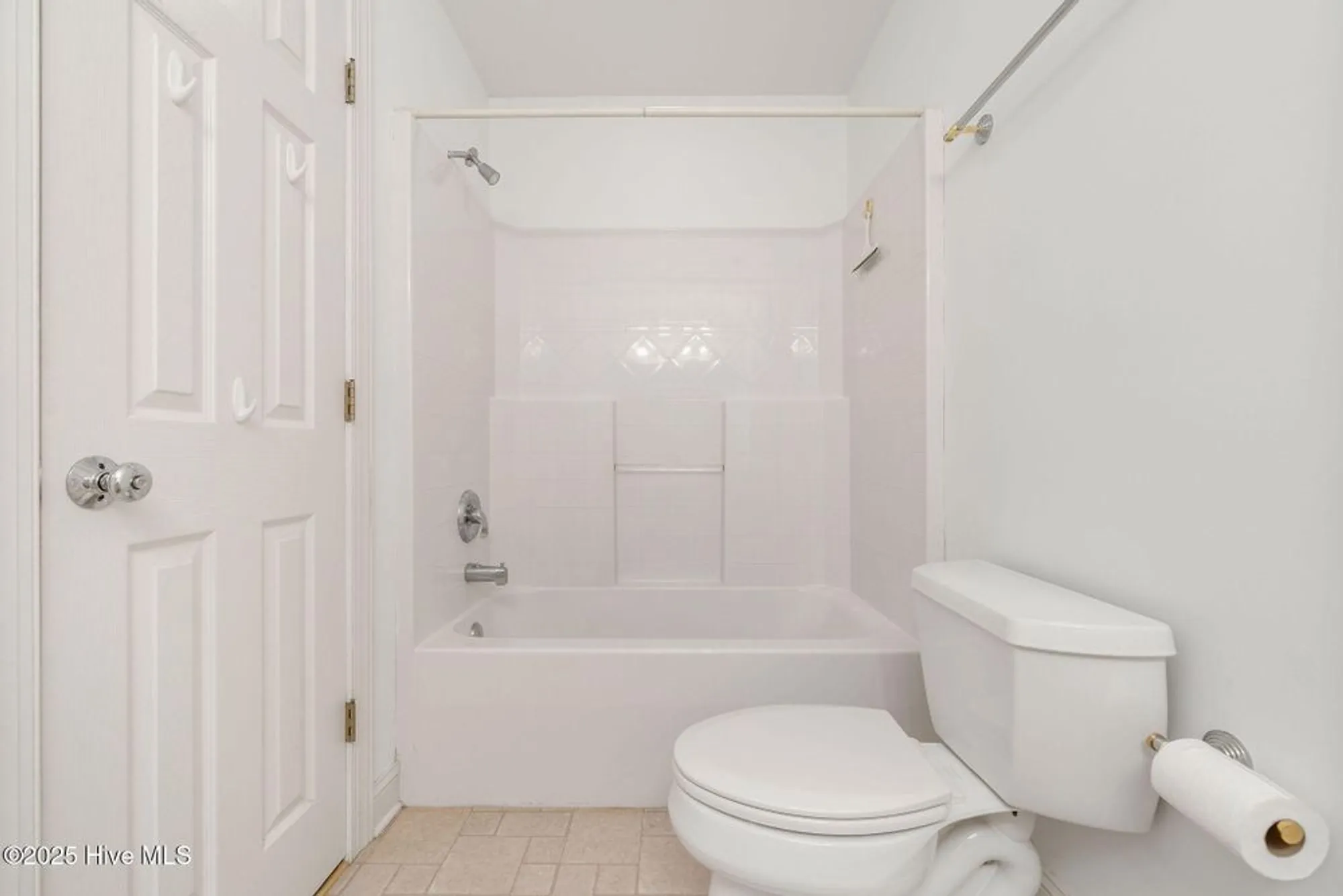 Property Slideshow image 47 of 86 | 4103 kittiwake ct, Southport, NC, 28461